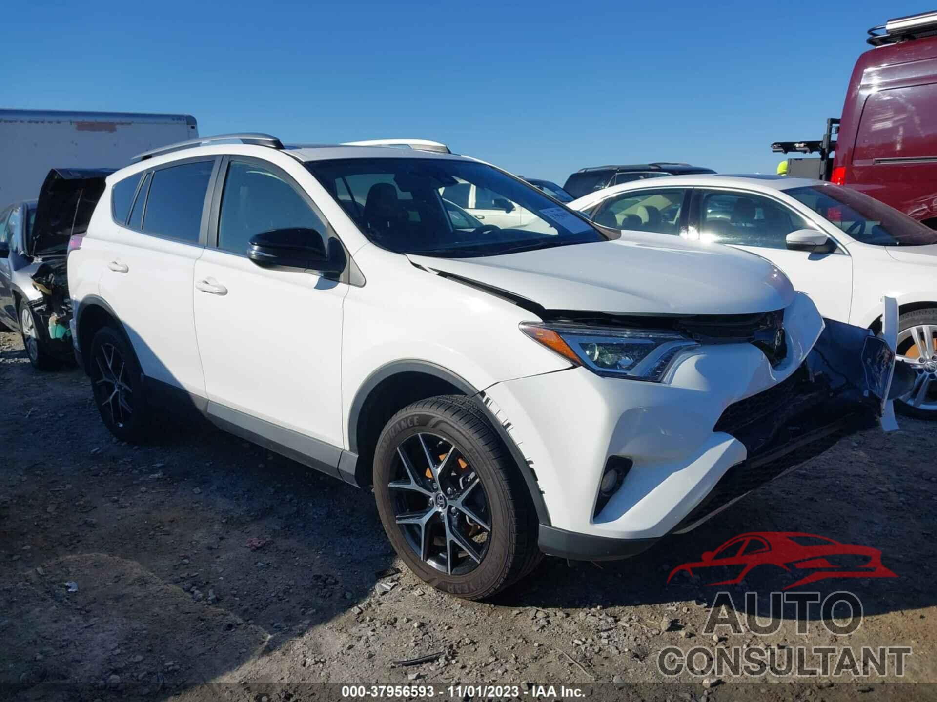 TOYOTA RAV4 2017 - JTMJFREV9HJ712864