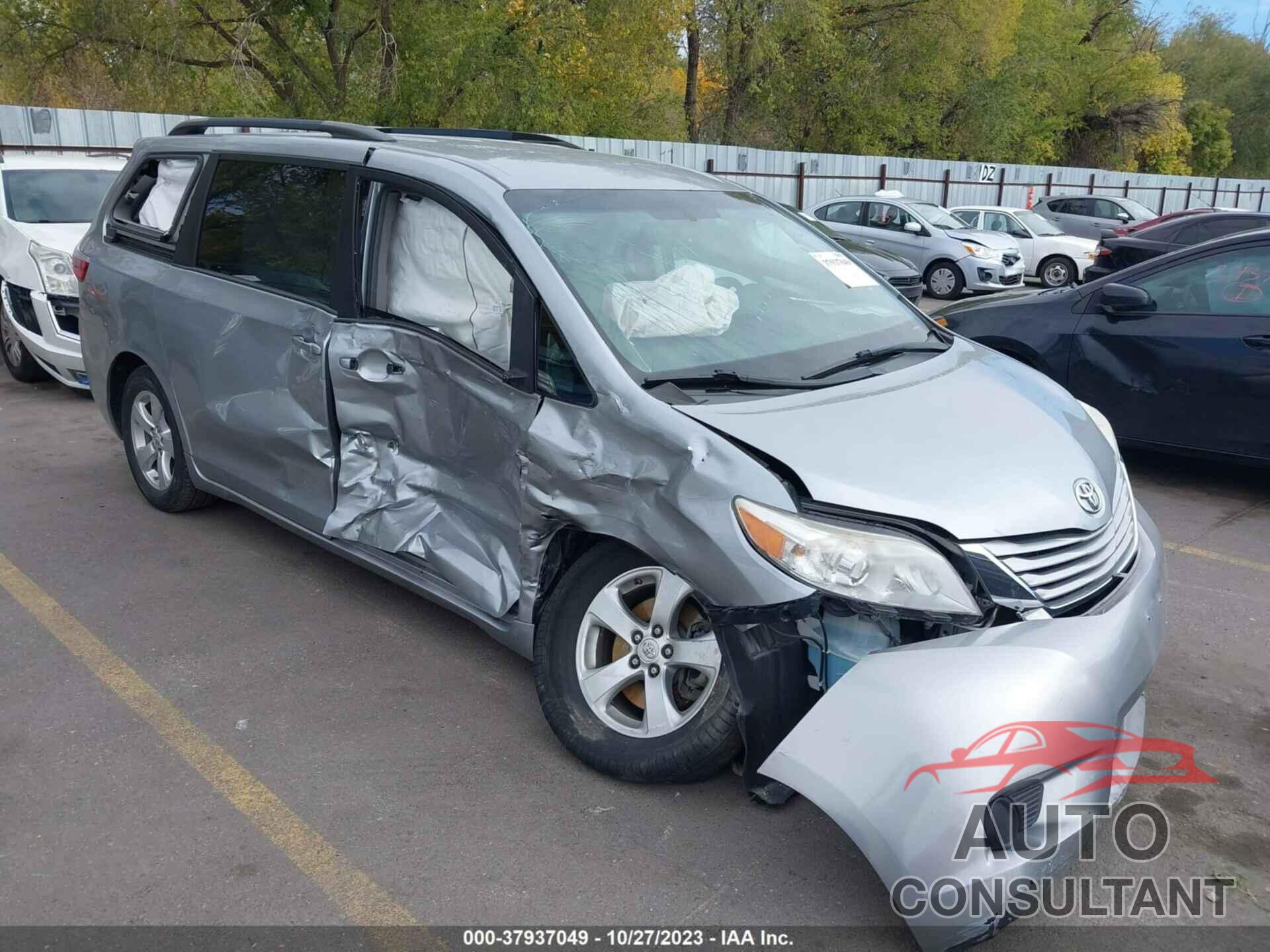 TOYOTA SIENNA 2016 - 5TDKK3DC3GS739007