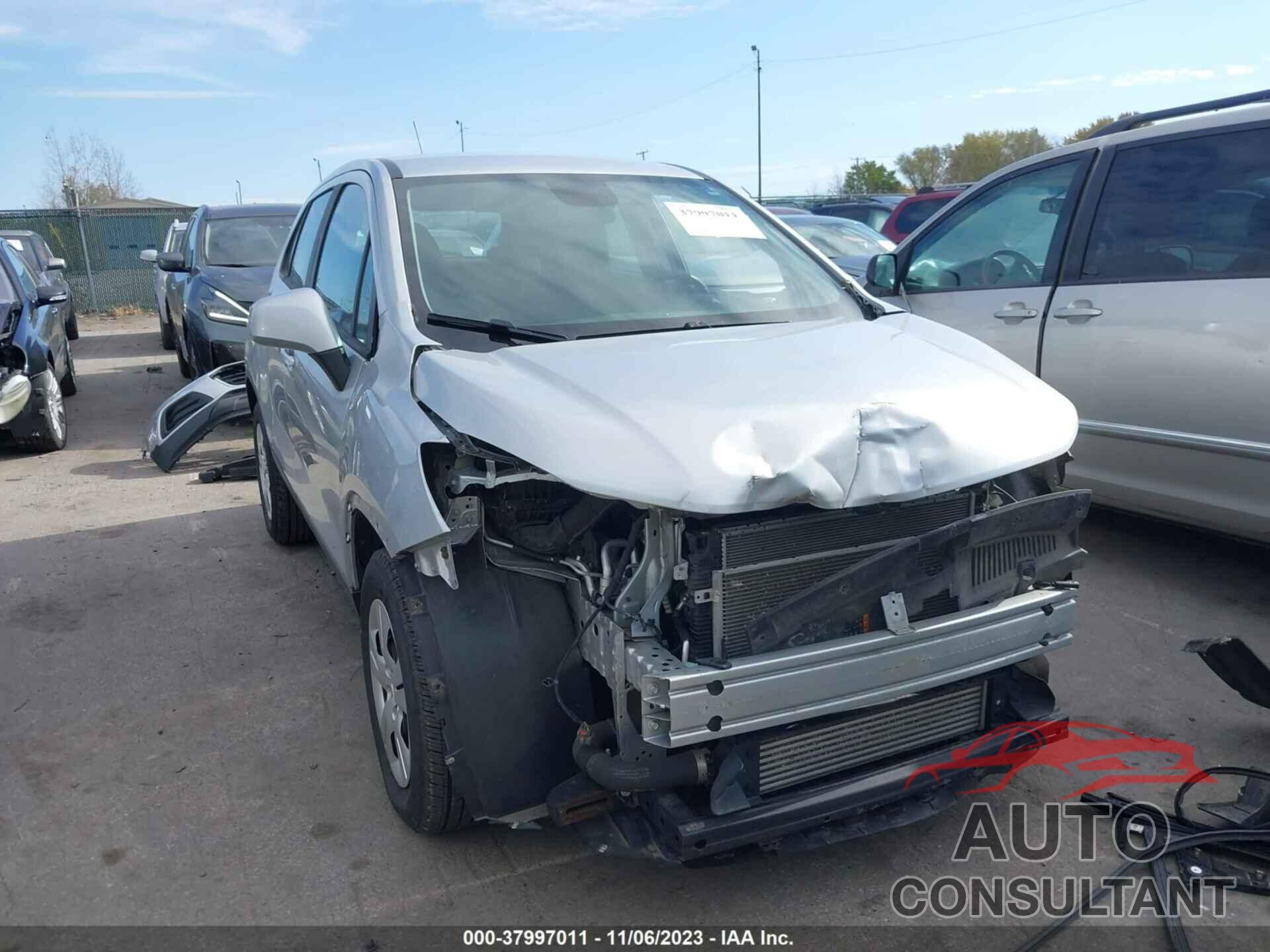 CHEVROLET TRAX 2017 - 3GNCJKSB8HL287078