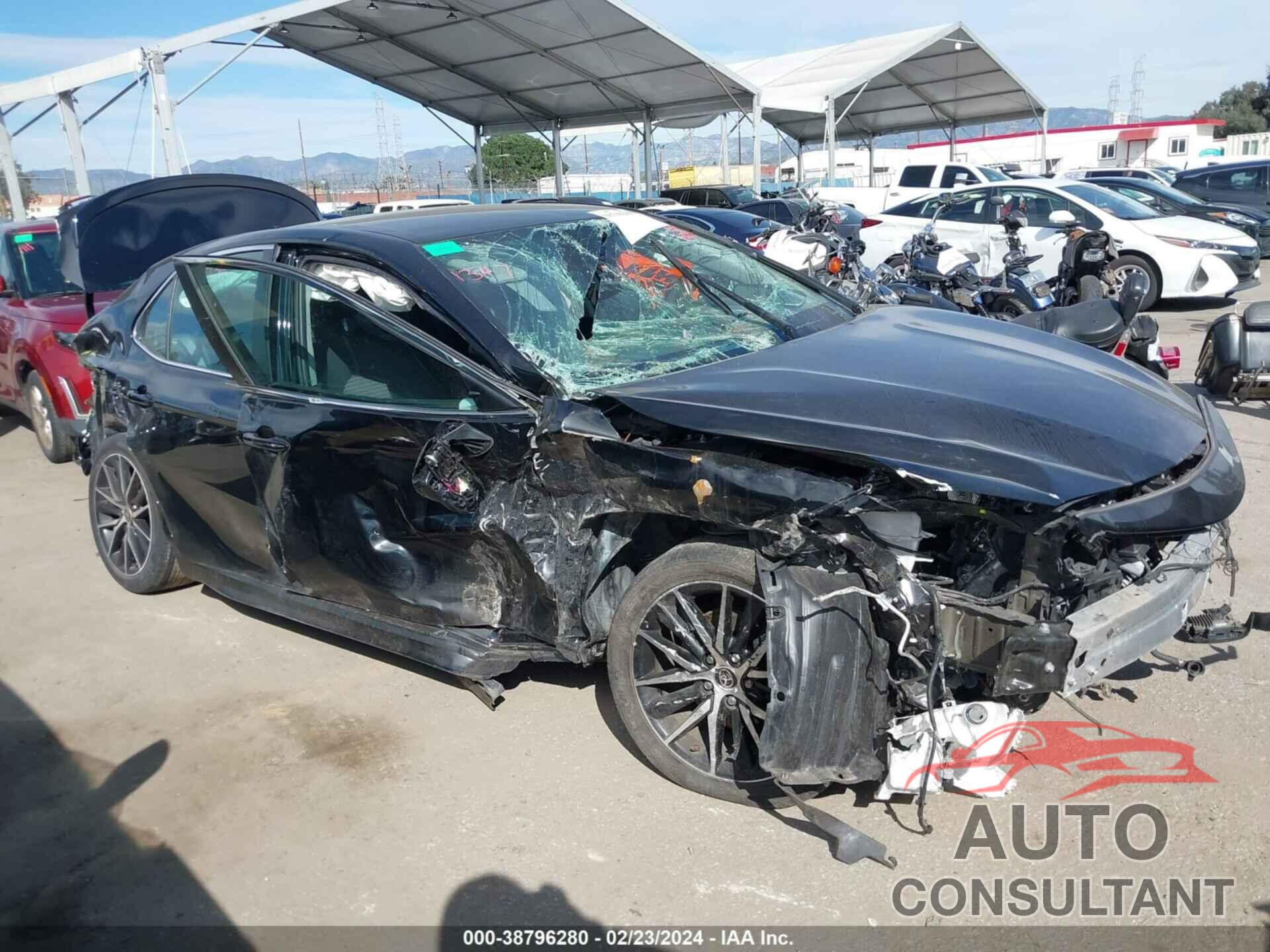 TOYOTA CAMRY 2021 - 4T1G11AK3MU540874