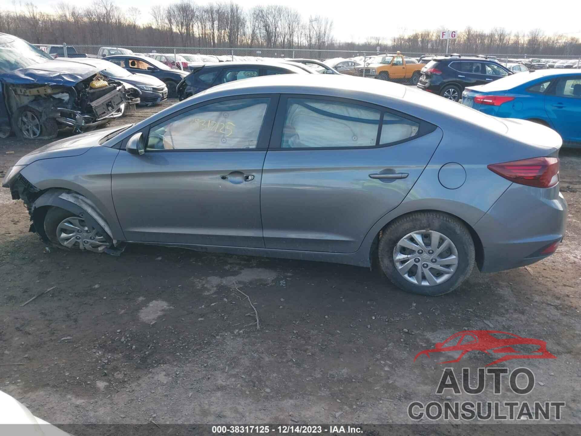 HYUNDAI ELANTRA 2019 - KMHD74LF4KU833747