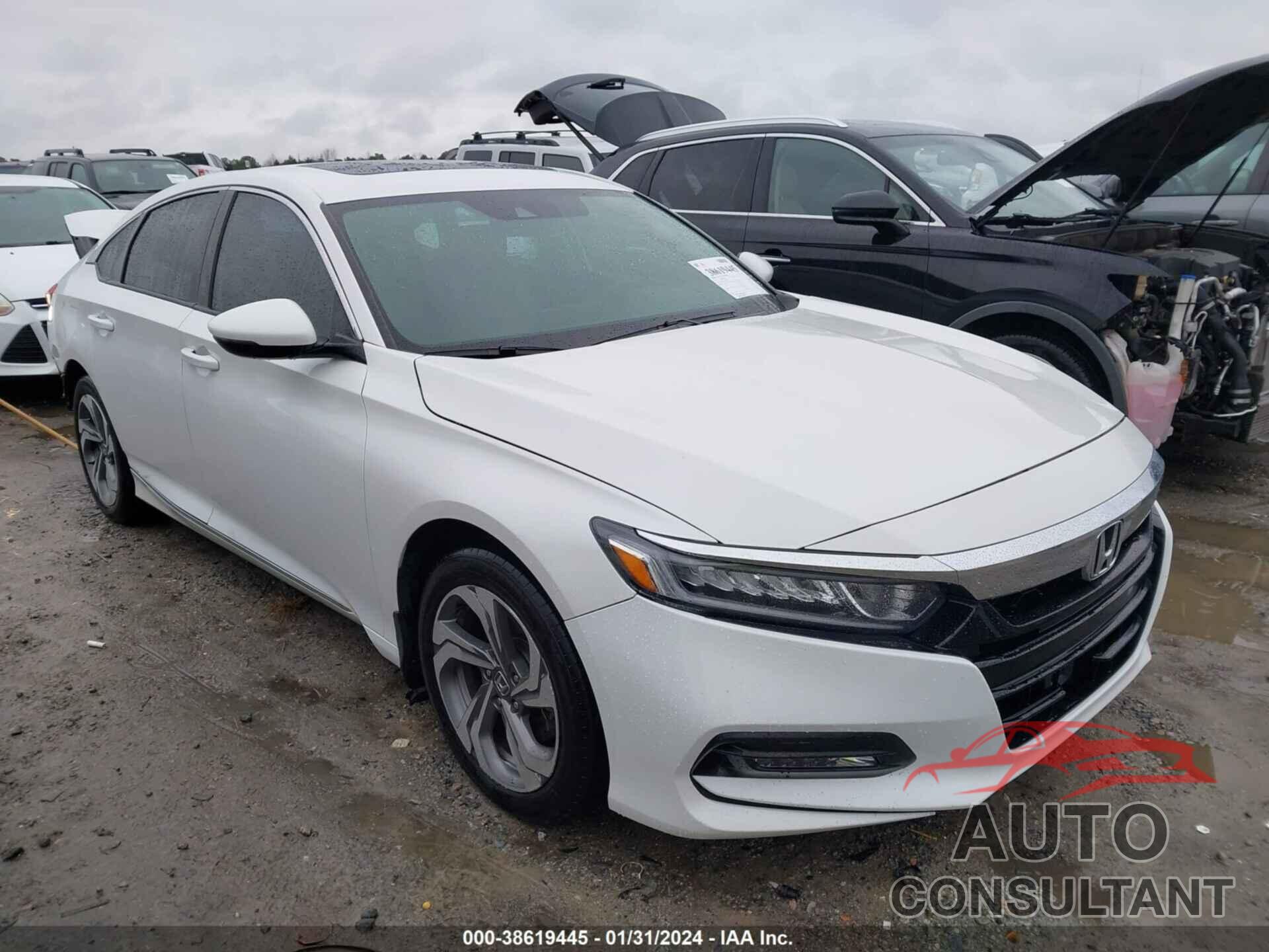 HONDA ACCORD 2018 - 1HGCV2F58JA040157
