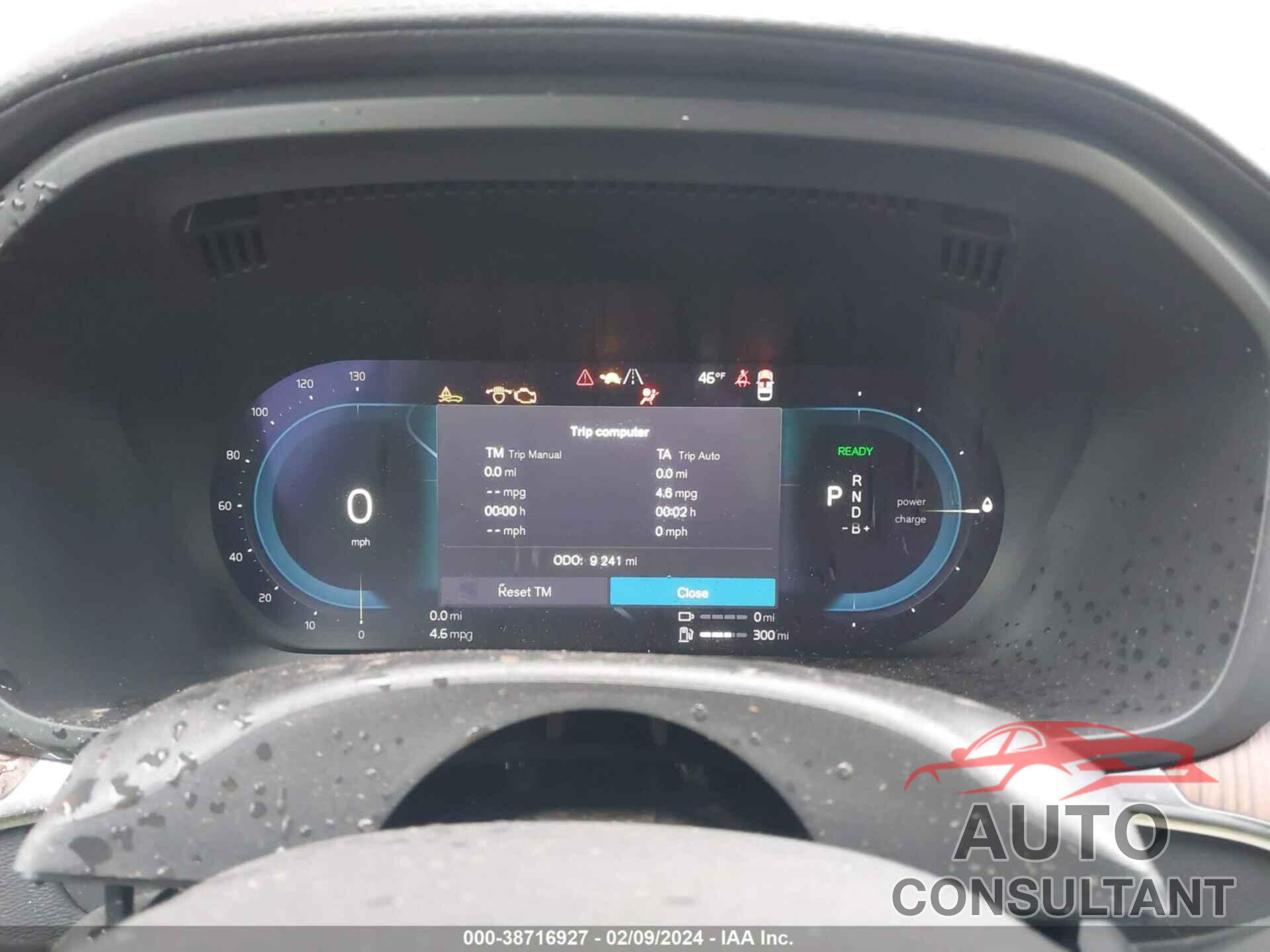 VOLVO XC60 RECHARGE PLUG-IN HYBRID 2023 - YV4H60DX1P1258067