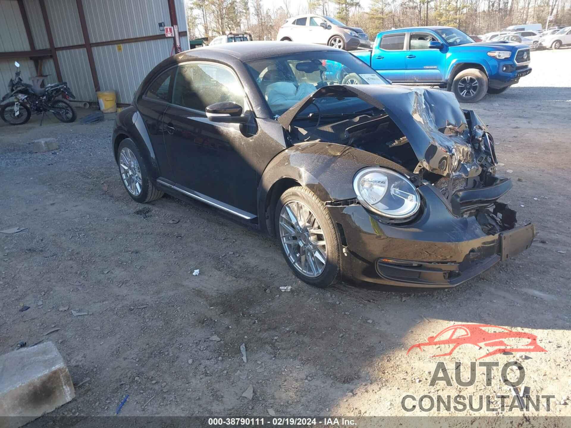VOLKSWAGEN BEETLE 2016 - 3VWJ17AT4GM631907
