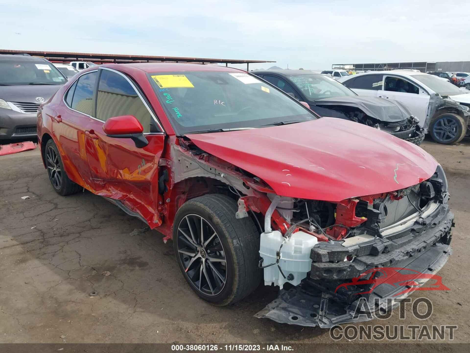 TOYOTA CAMRY 2021 - 4T1G11AK4MU474545