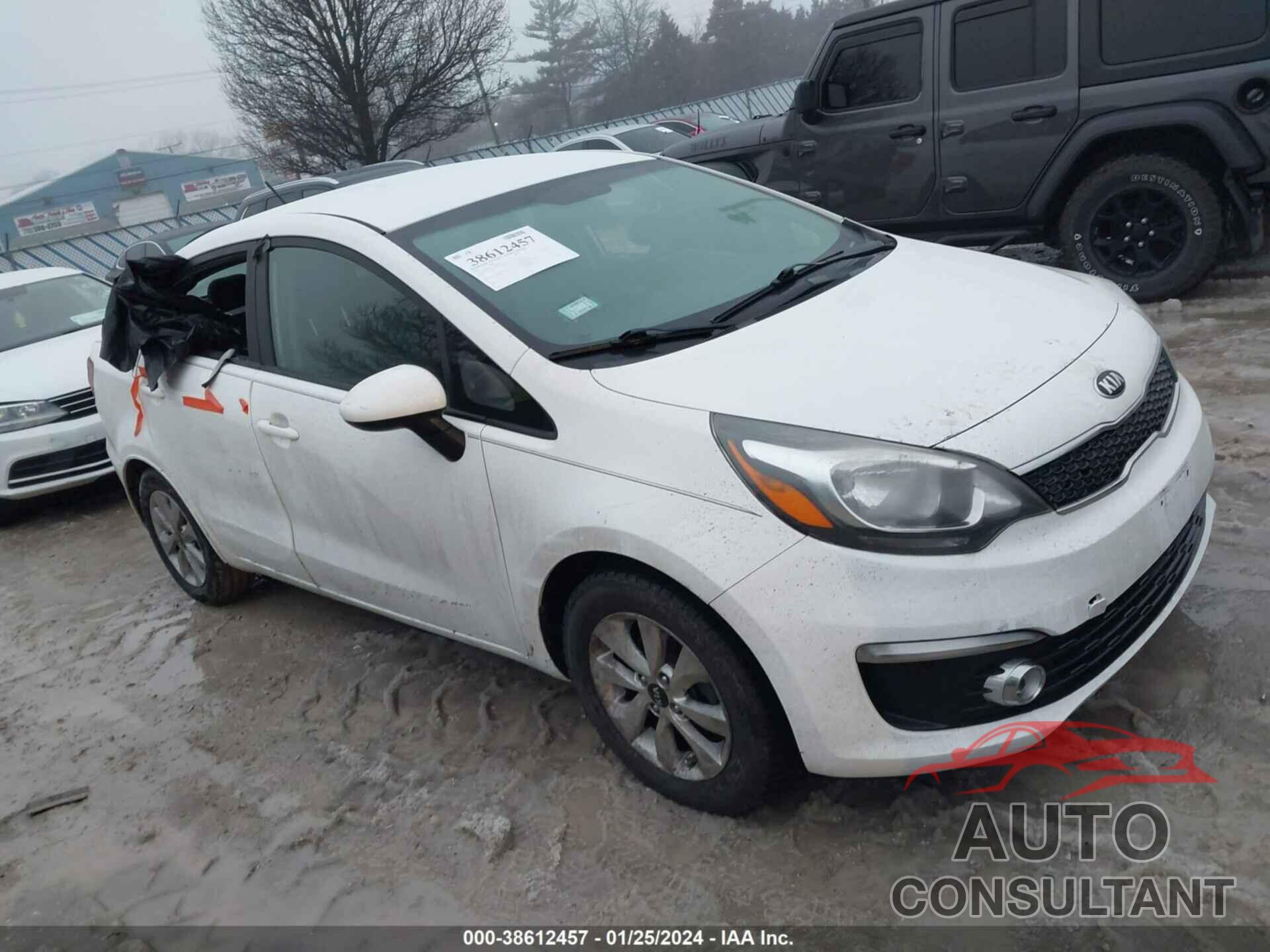 KIA RIO 2016 - KNADN4A37G6590835