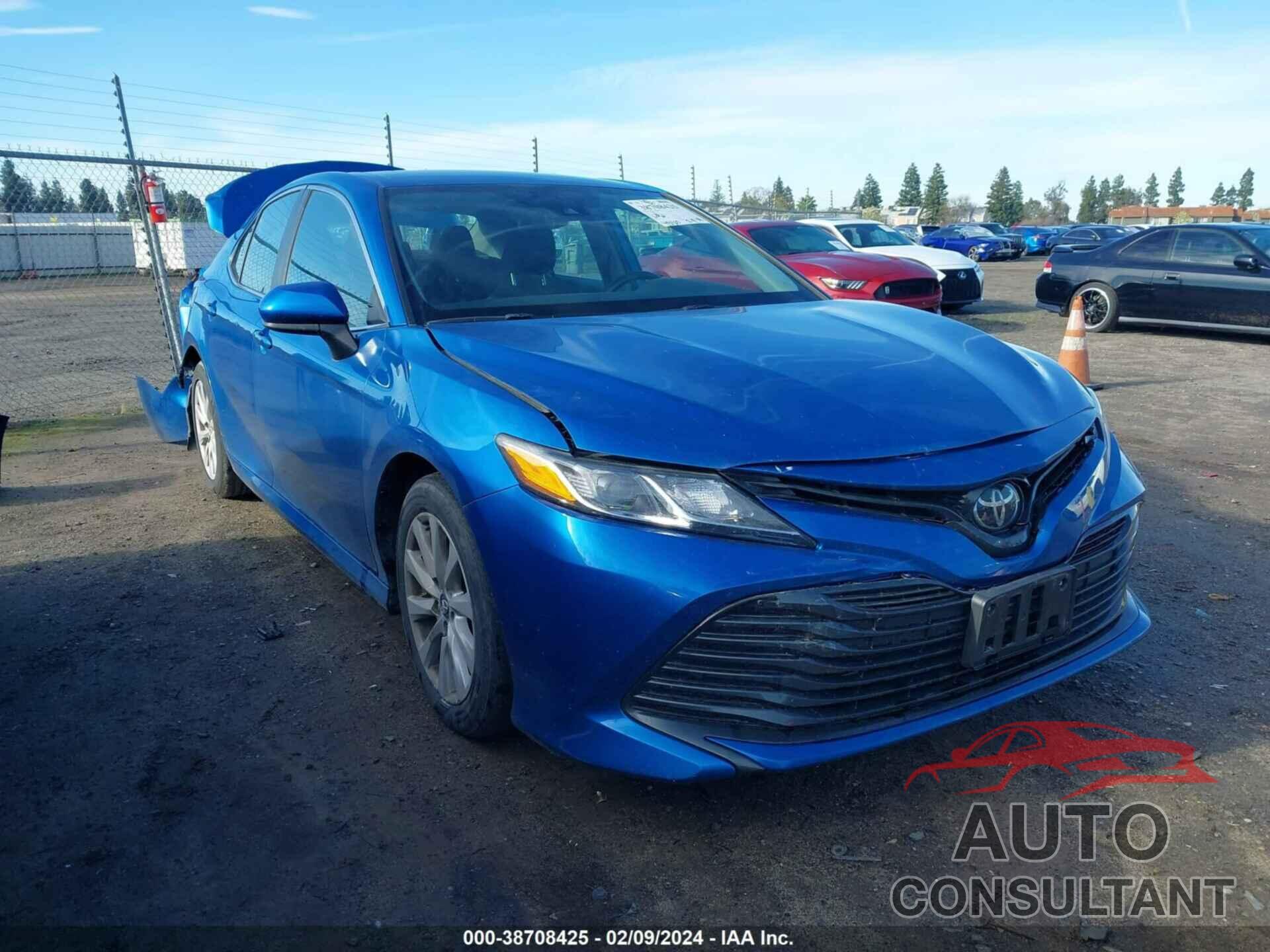 TOYOTA CAMRY 2020 - 4T1C11AK0LU322811