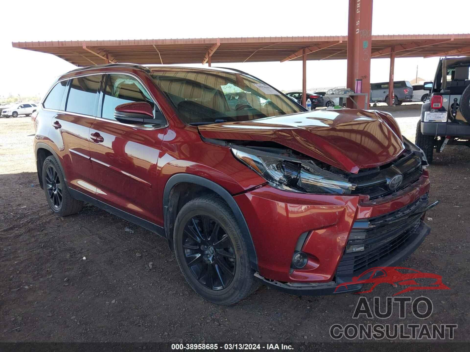 TOYOTA HIGHLANDER 2019 - 5TDJZRFH8KS958024