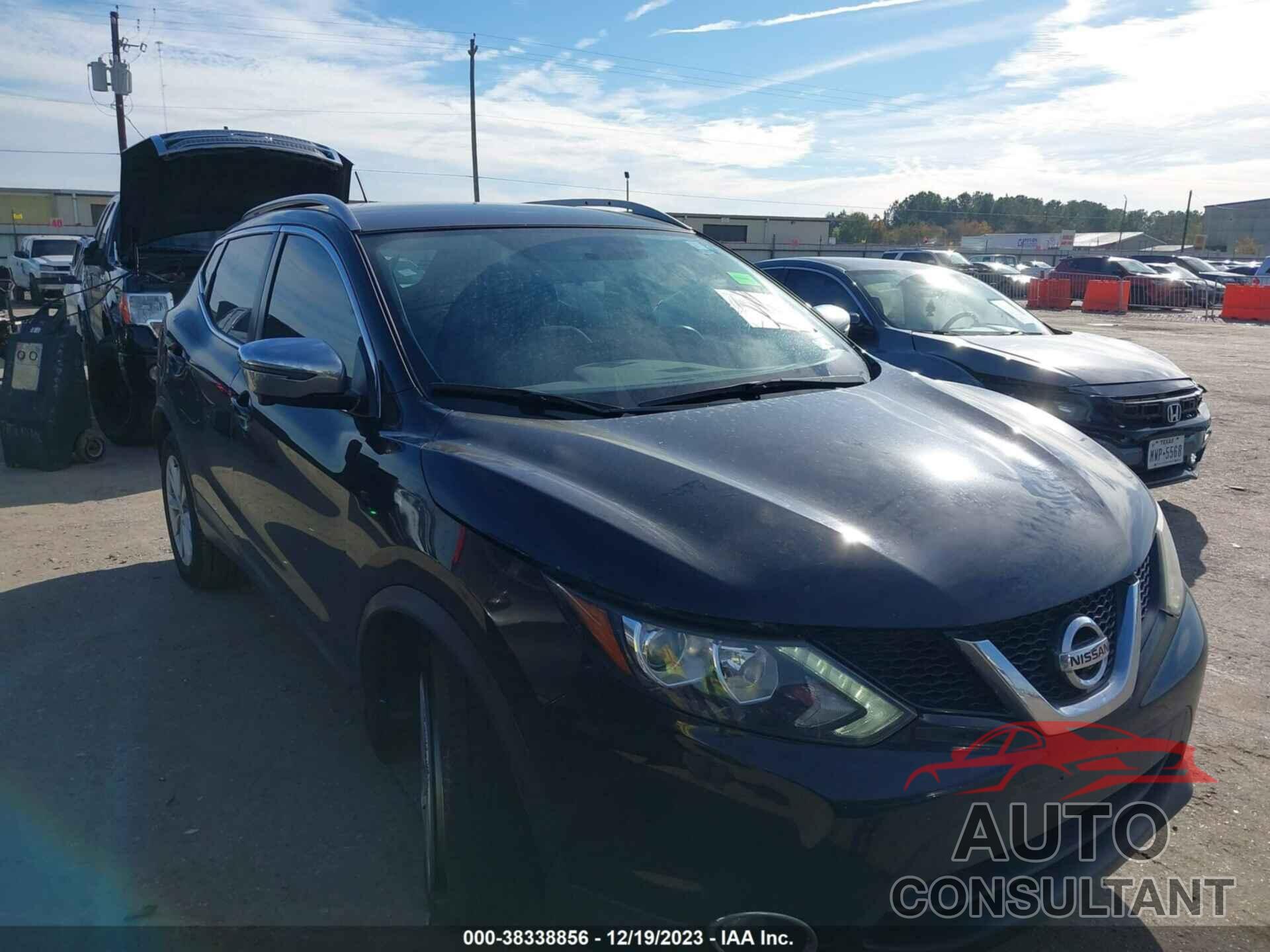 NISSAN ROGUE SPORT 2018 - JN1BJ1CP7JW103888