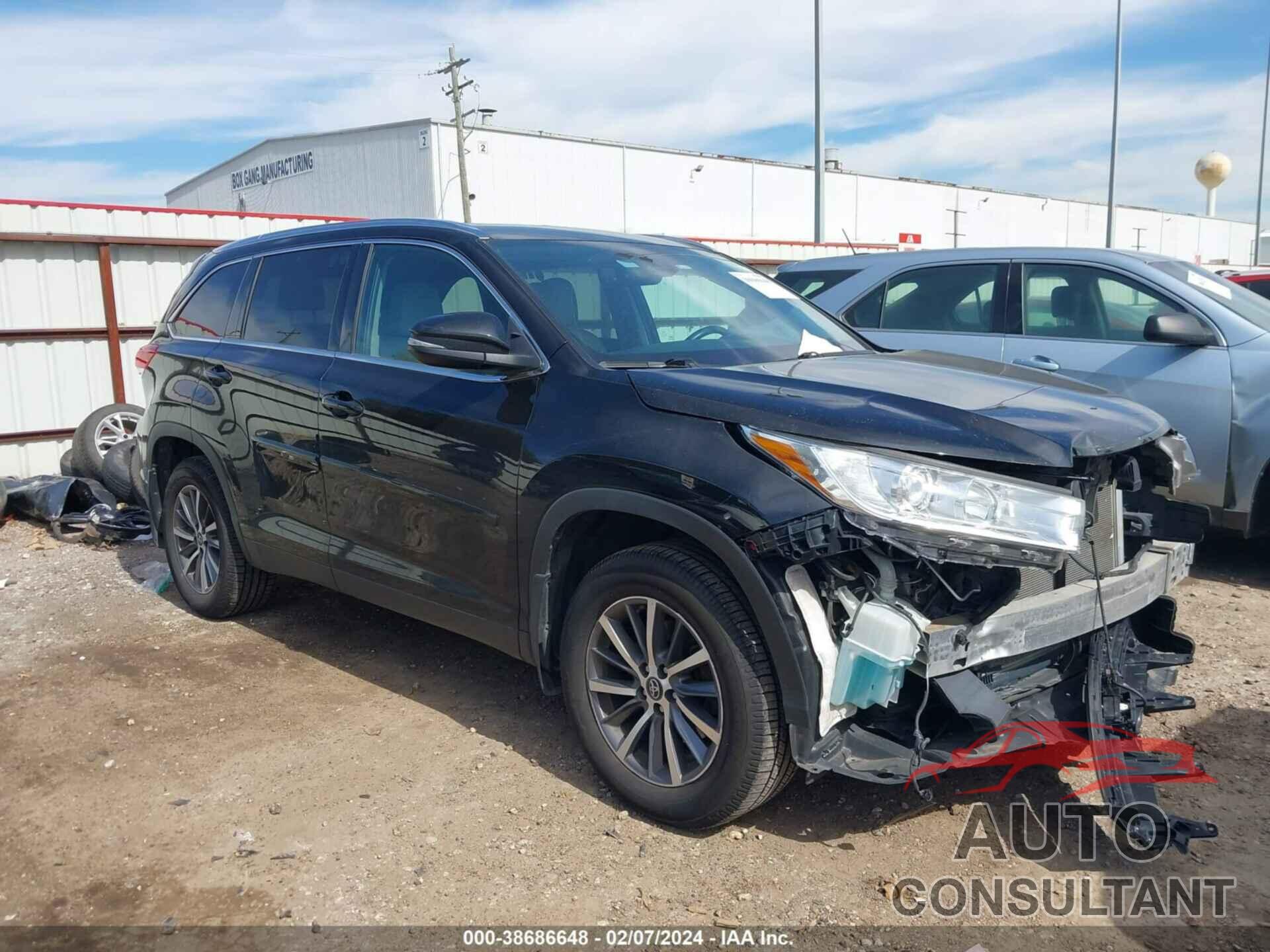 TOYOTA HIGHLANDER 2019 - 5TDJZRFH9KS923878