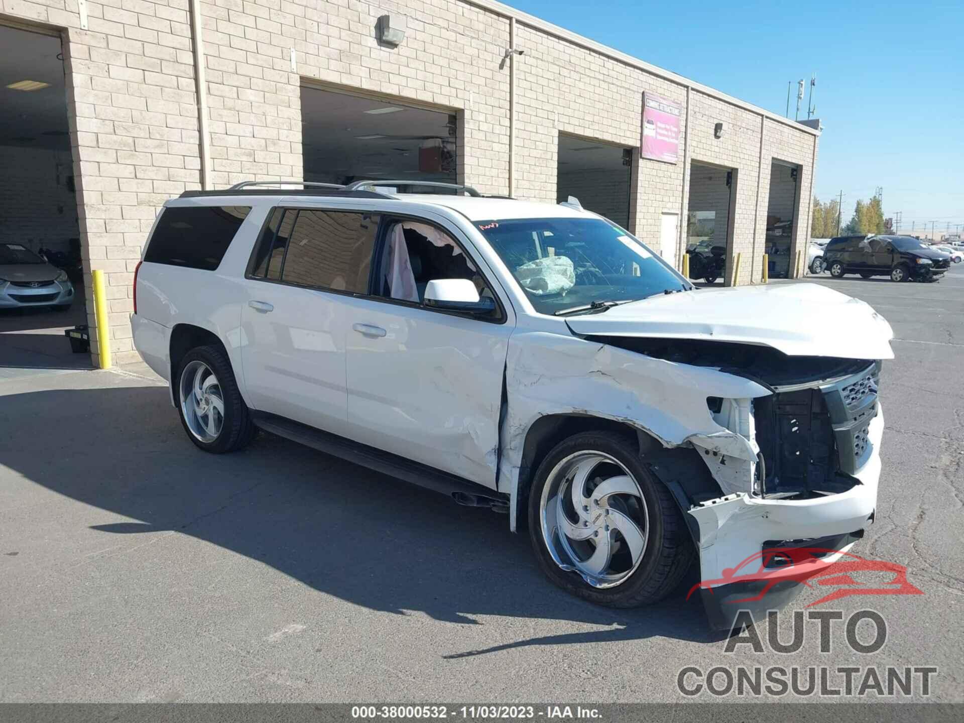 CHEVROLET SUBURBAN 2016 - 1GNSKHKC2GR458743