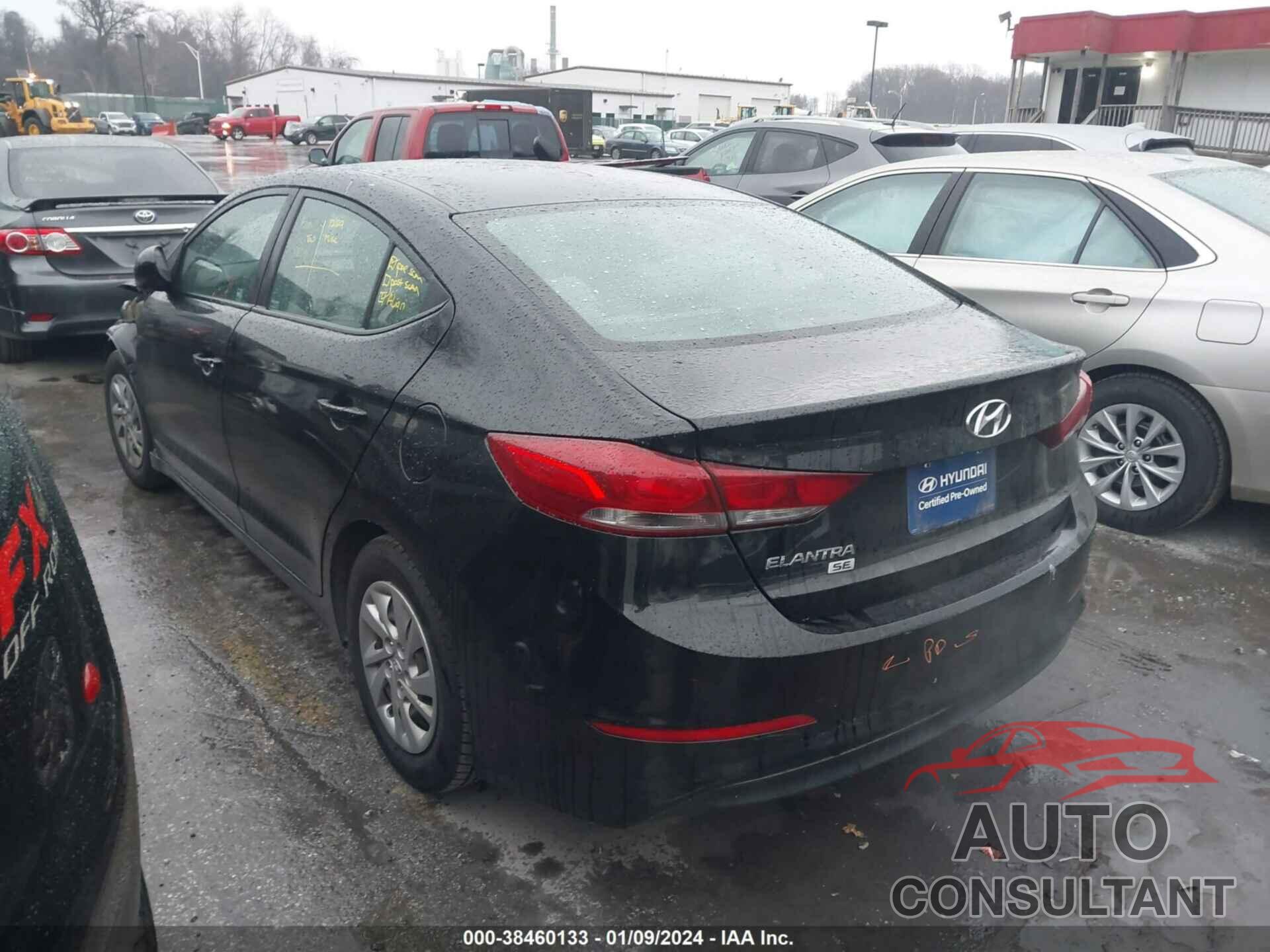 HYUNDAI ELANTRA 2018 - 5NPD74LF8JH353594