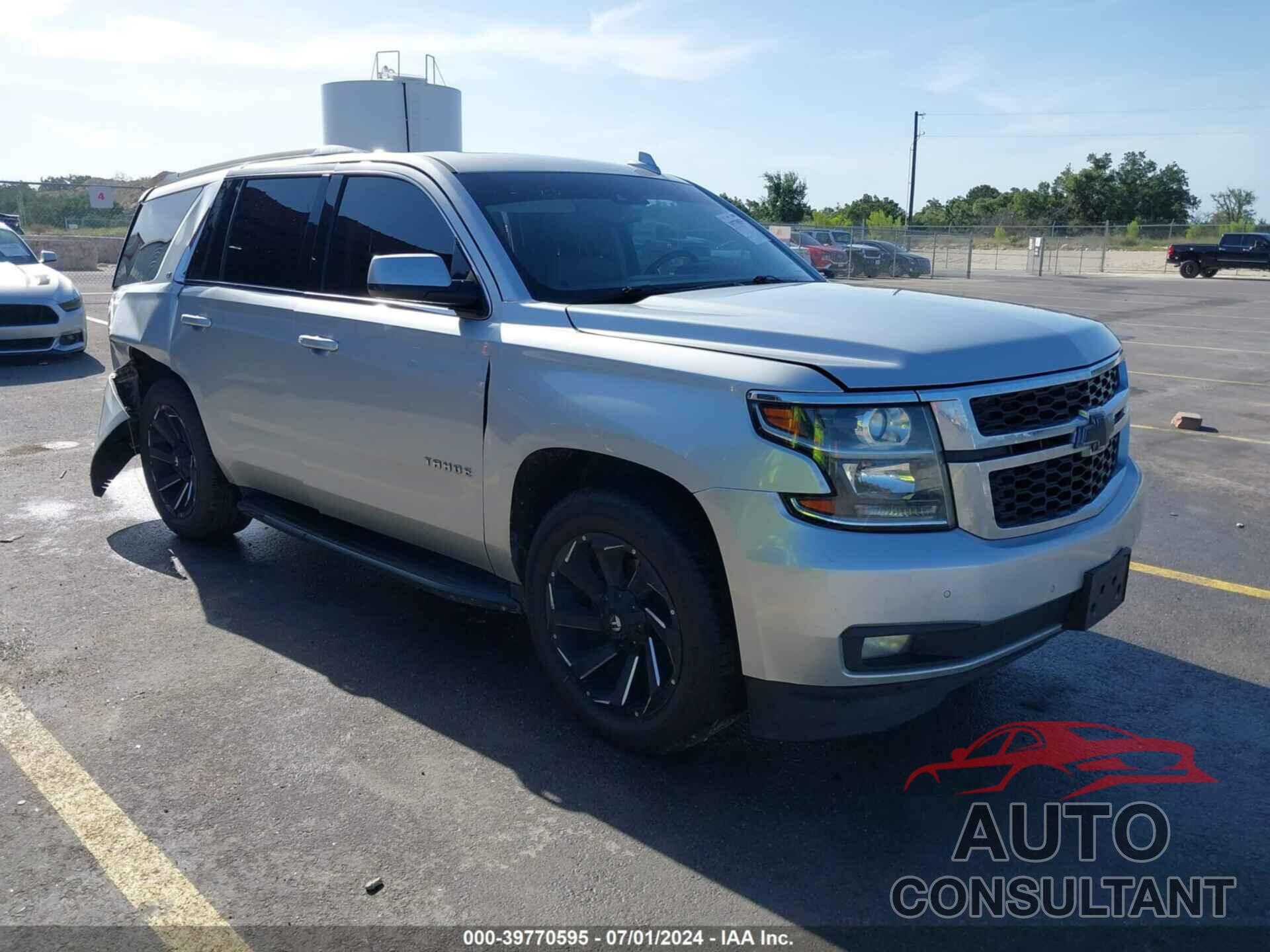 CHEVROLET TAHOE 2018 - 1GNSCBKC0JR245906