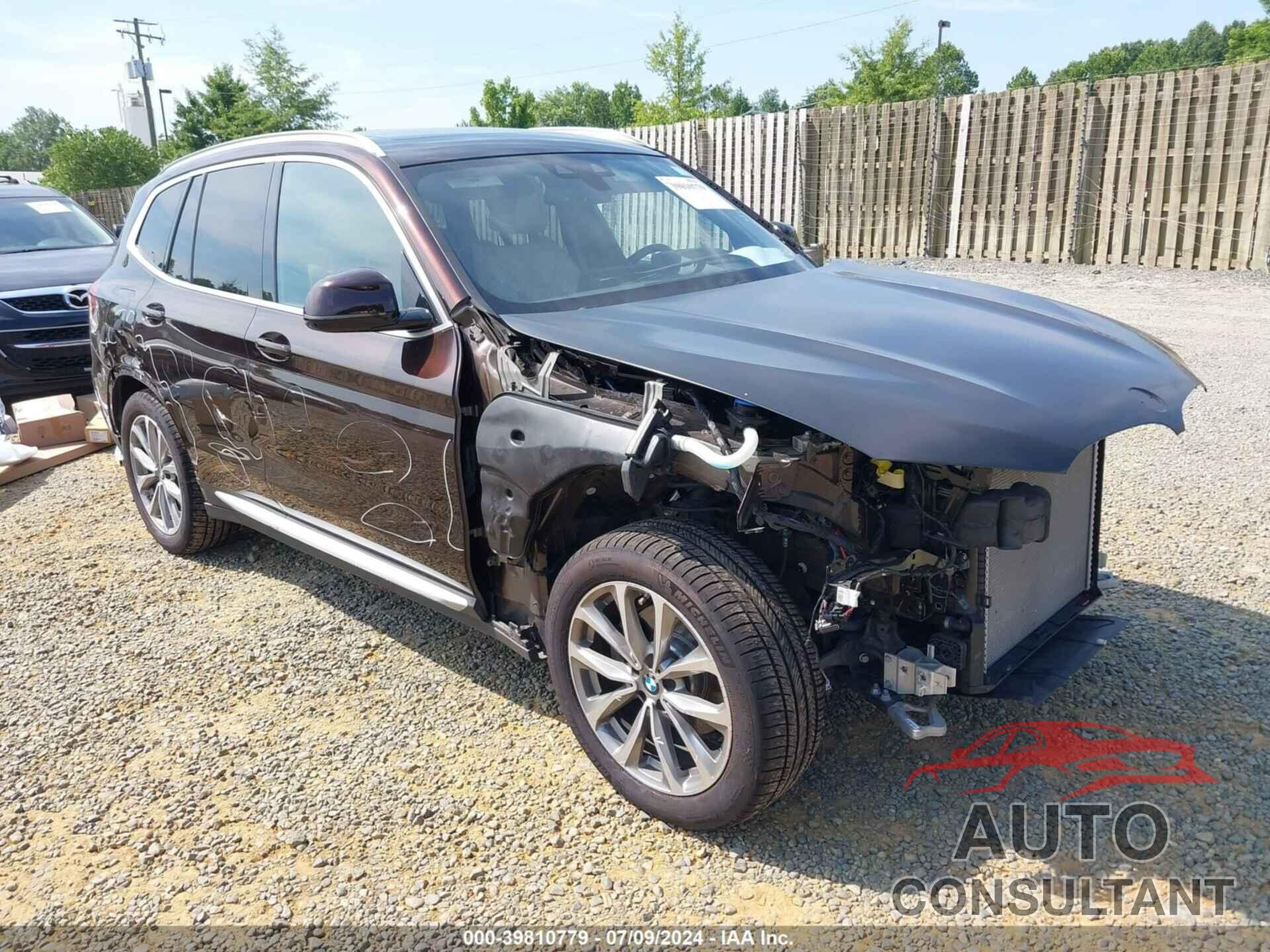 BMW X3 2019 - 5UXTR9C54KLE17316