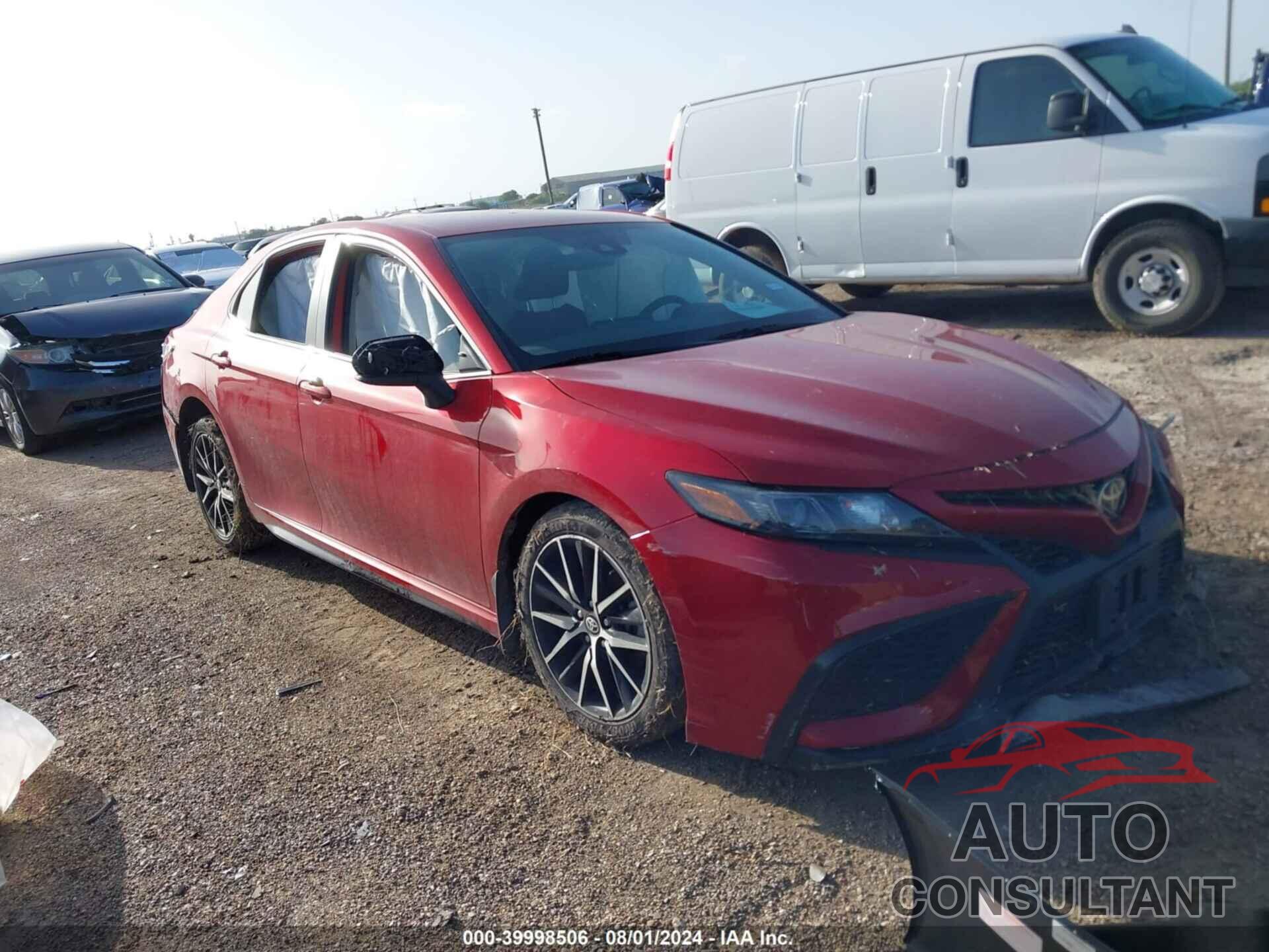 TOYOTA CAMRY 2021 - 4T1G11AK5MU446463