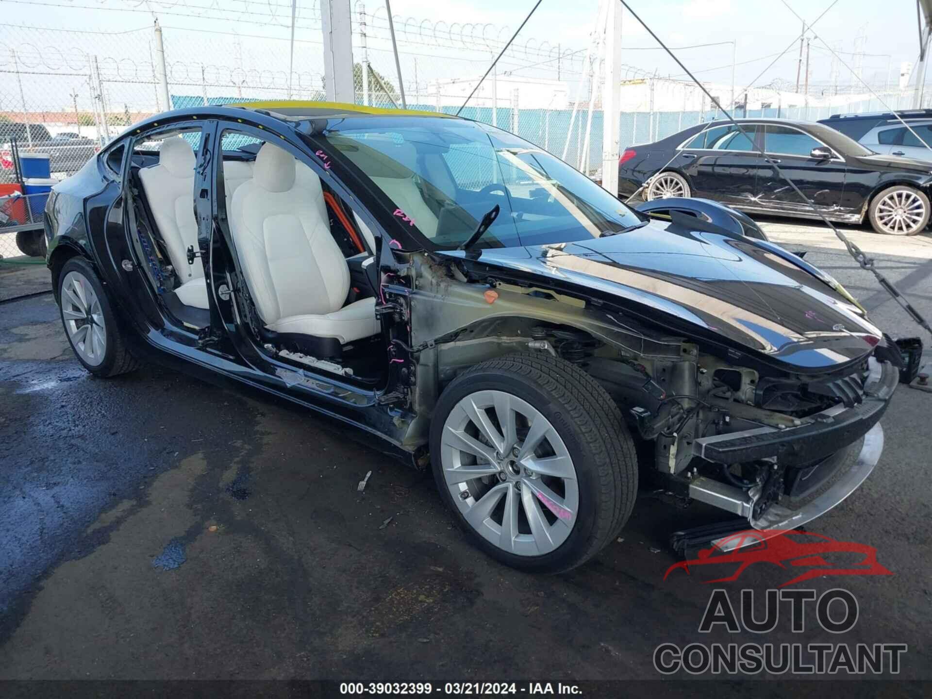 TESLA MODEL 3 2021 - 5YJ3E1EB1MF067566