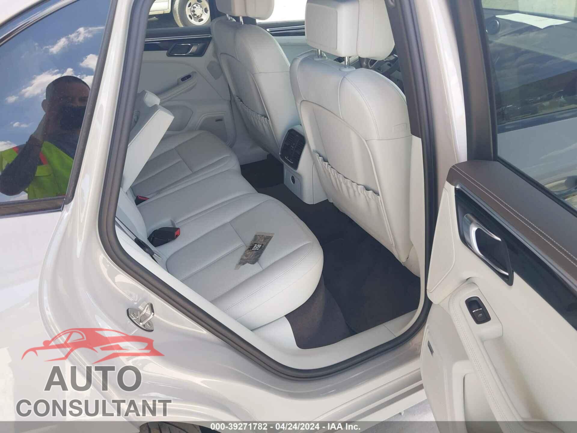 PORSCHE MACAN 2021 - WP1AG2A57MLB52866