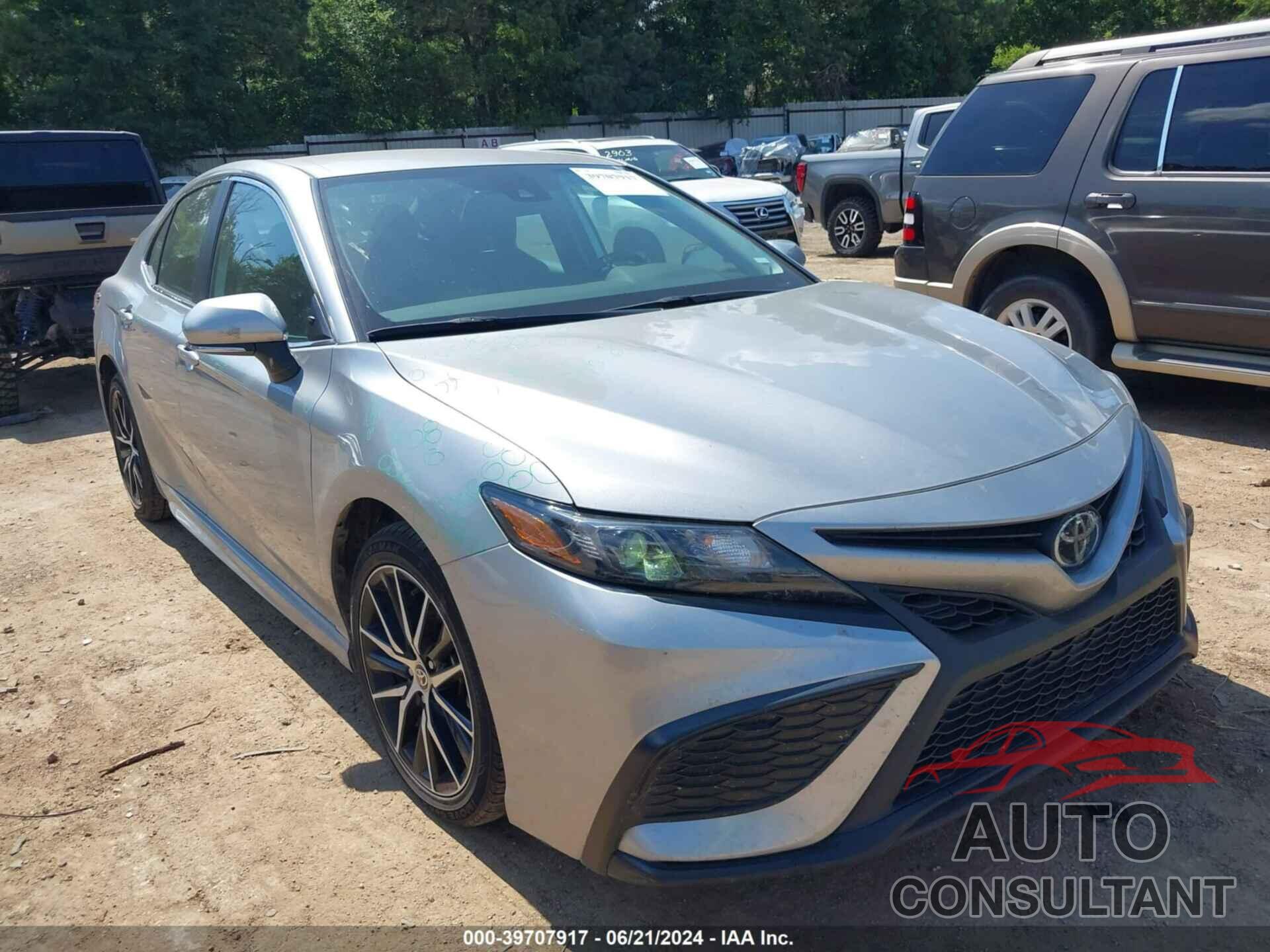 TOYOTA CAMRY 2022 - 4T1G11AK7NU677074
