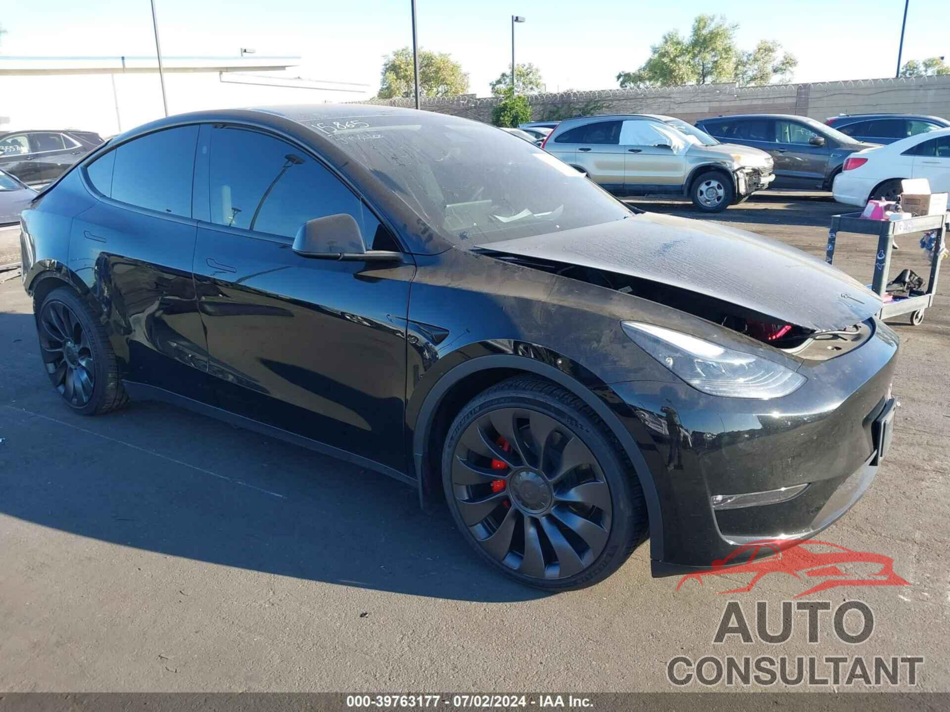 TESLA MODEL Y 2023 - 7SAYGDEF9PF825942