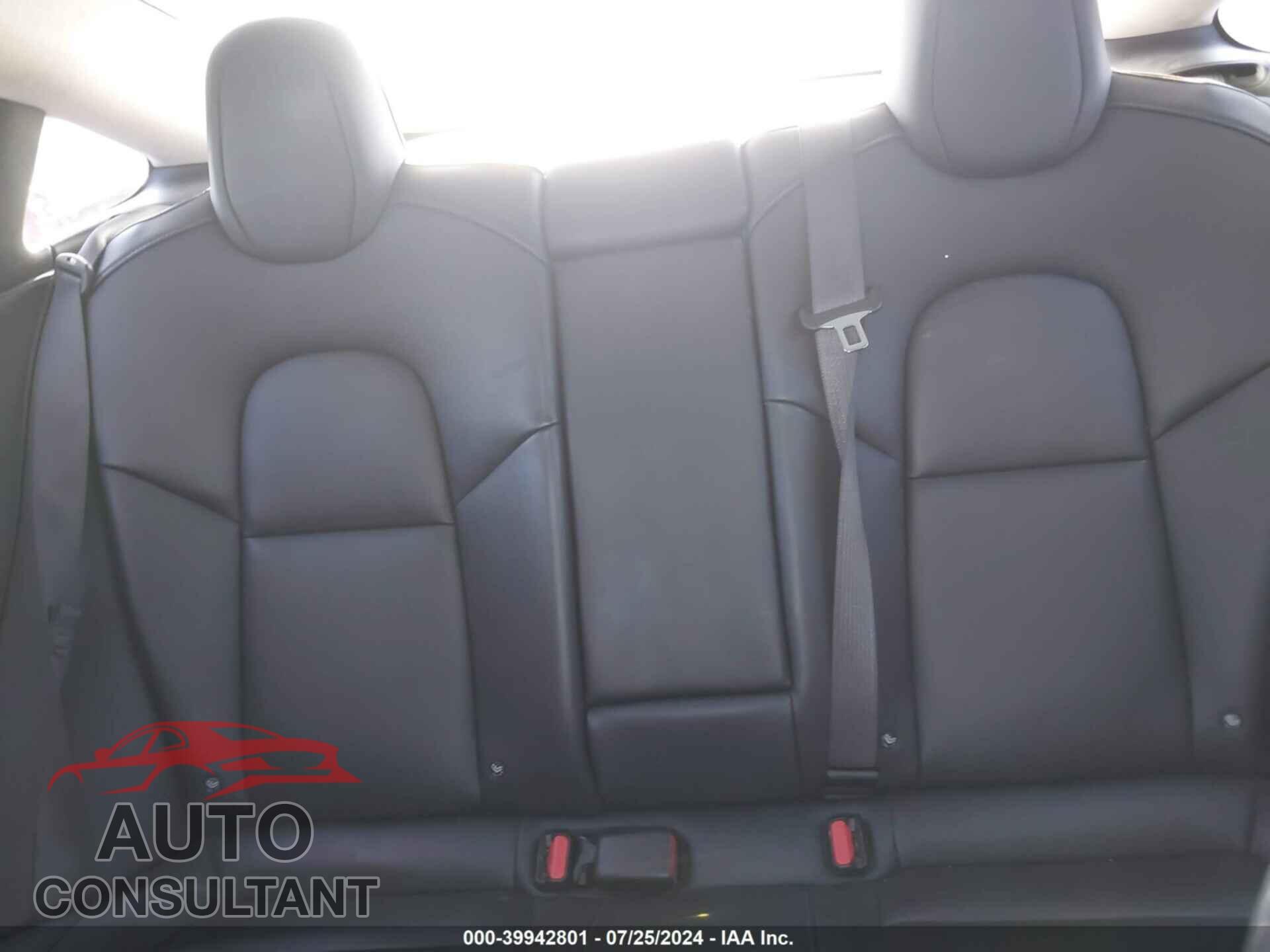 TESLA MODEL 3 2017 - 5YJ3E1EA0HF000728