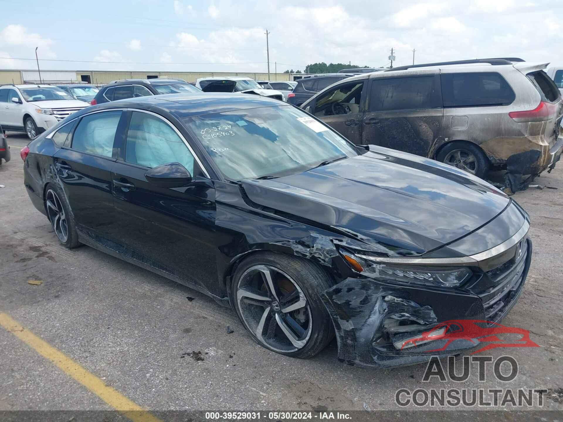 HONDA ACCORD 2018 - 1HGCV2F37JA012378