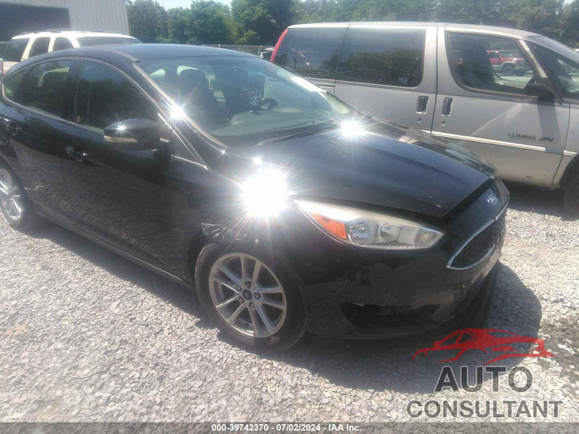 FORD FOCUS 2017 - 1FADP3K26HL207263