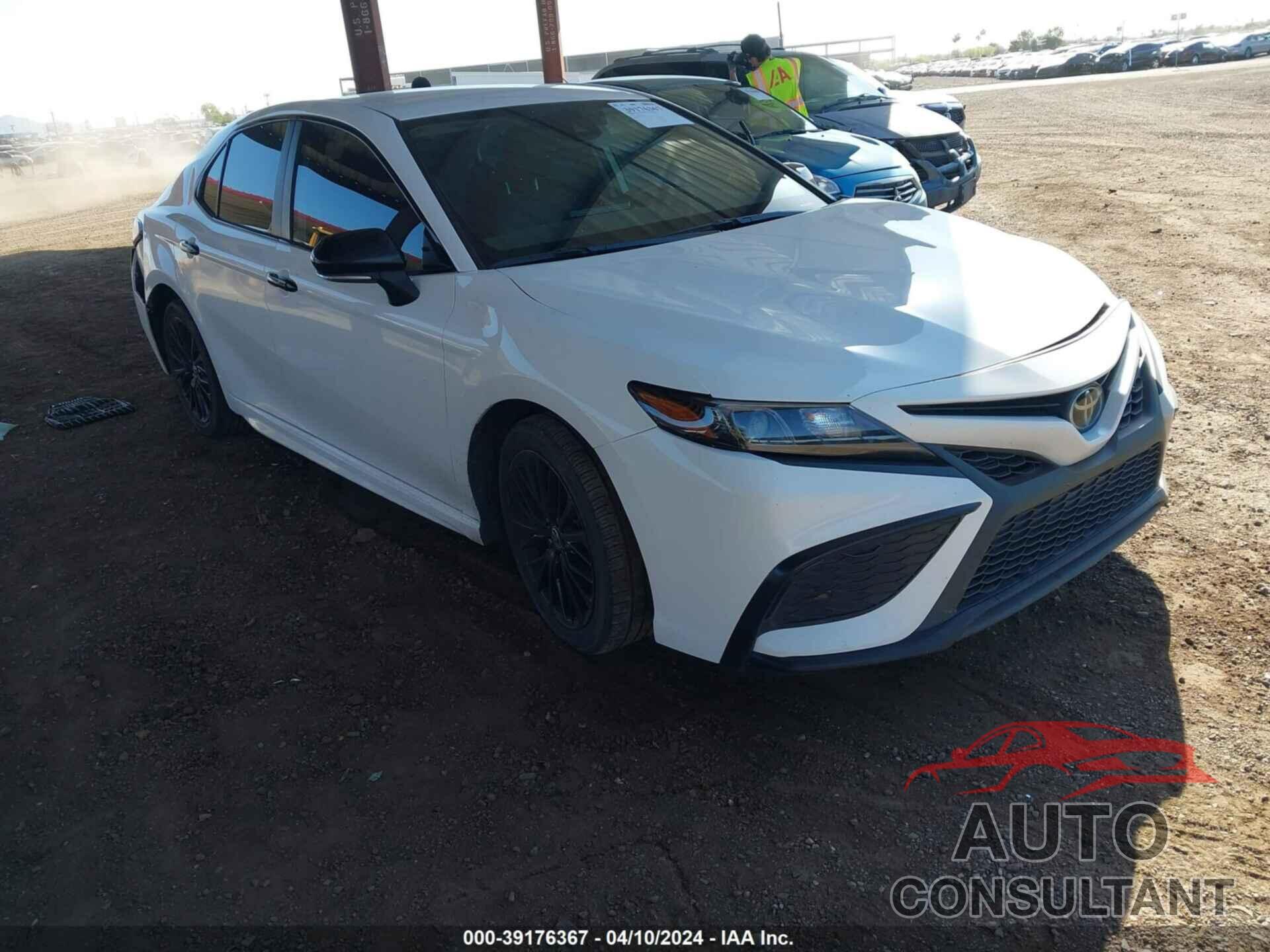 TOYOTA CAMRY 2022 - 4T1G11AK2NU065347