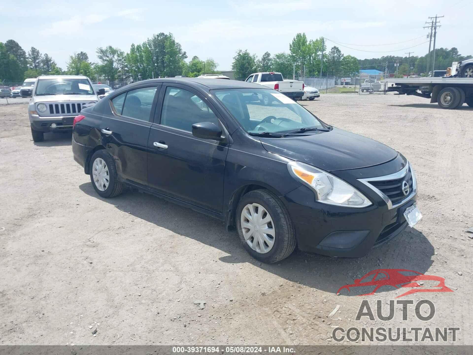 NISSAN VERSA 2017 - 3N1CN7AP0HL892321