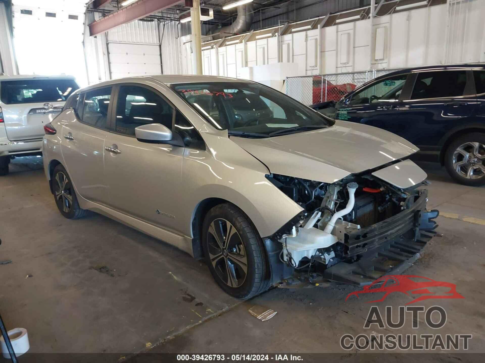 NISSAN LEAF 2019 - 1N4AZ1CP4KC321801
