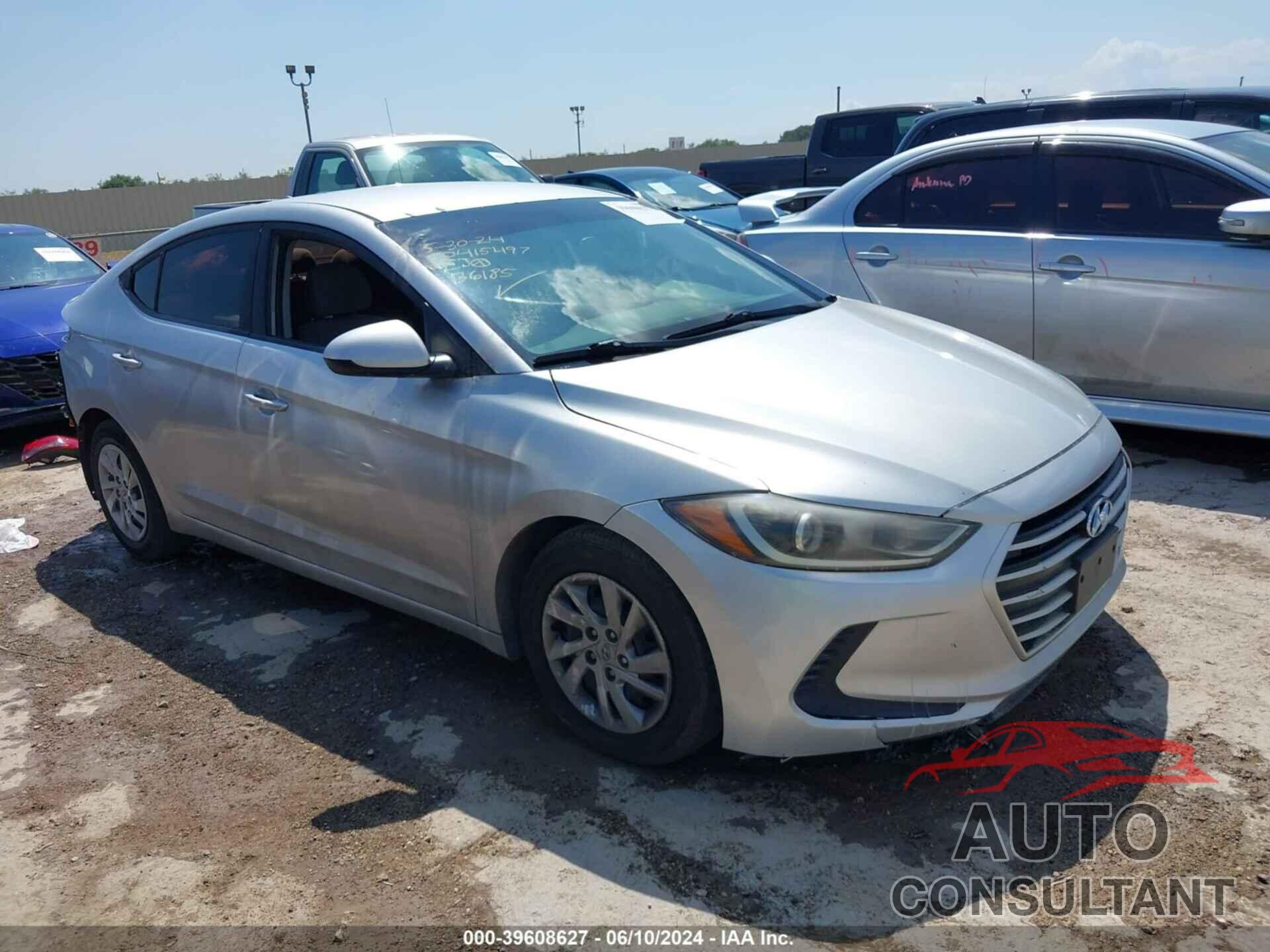HYUNDAI ELANTRA 2017 - 5NPD74LFXHH136185