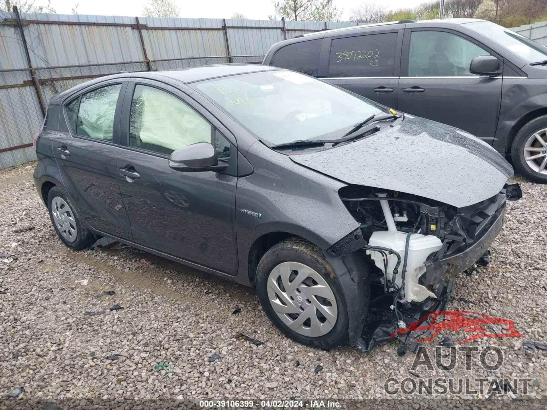 TOYOTA PRIUS C 2016 - JTDKDTB32G1130002