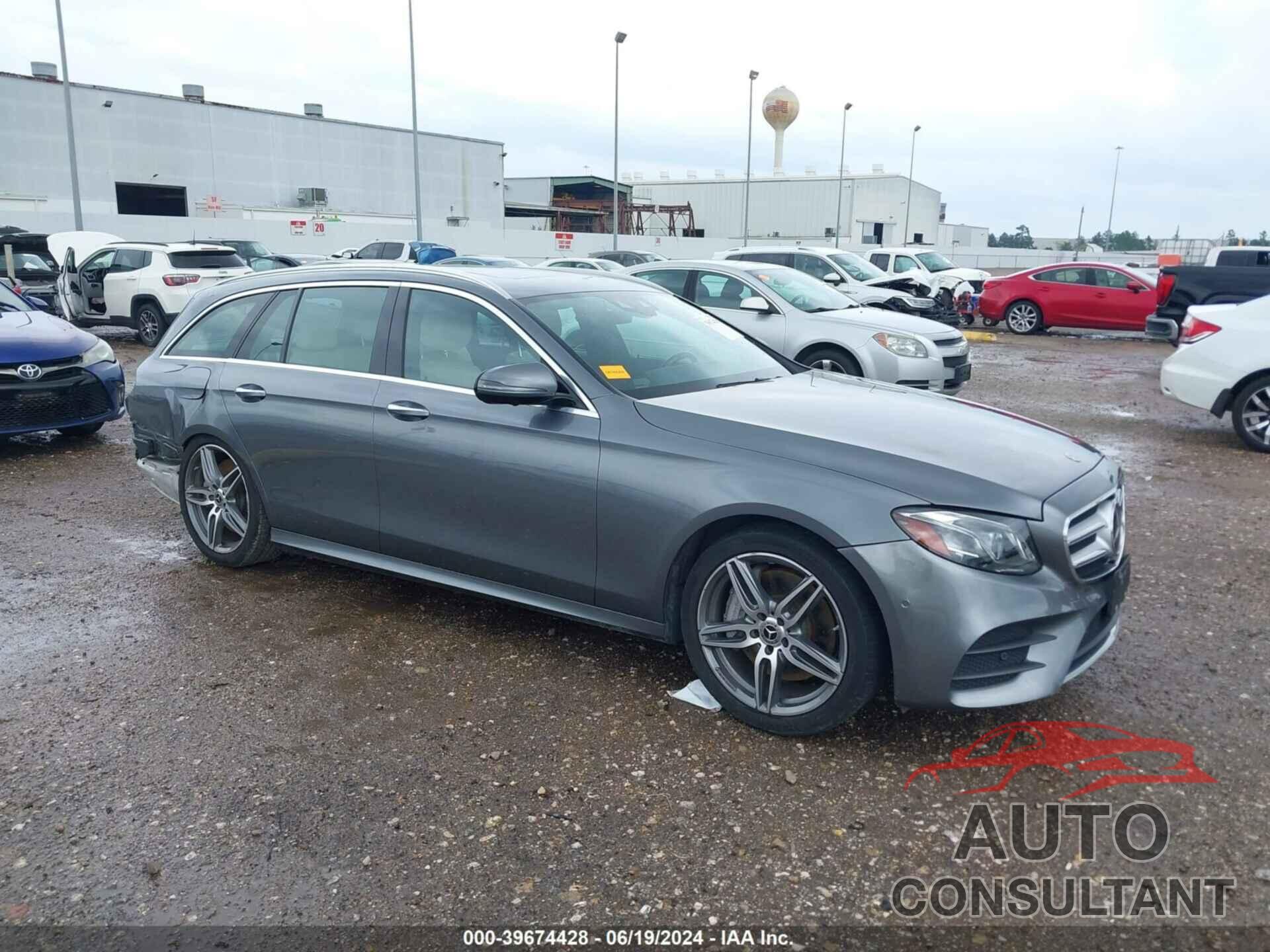 MERCEDES-BENZ E 400 2018 - WDDZH6GB6JA323397