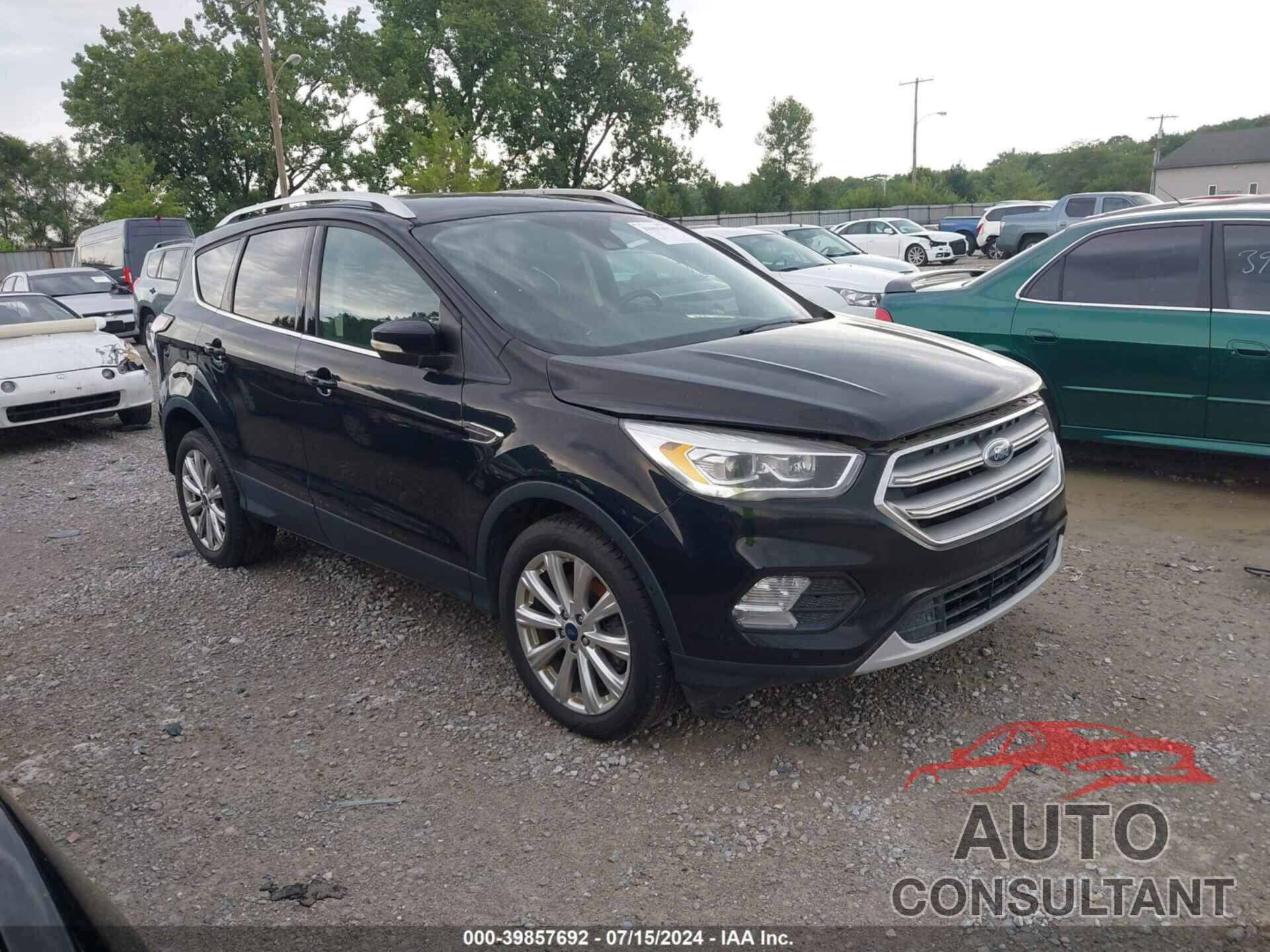 FORD ESCAPE 2017 - 1FMCU9JD0HUE05878