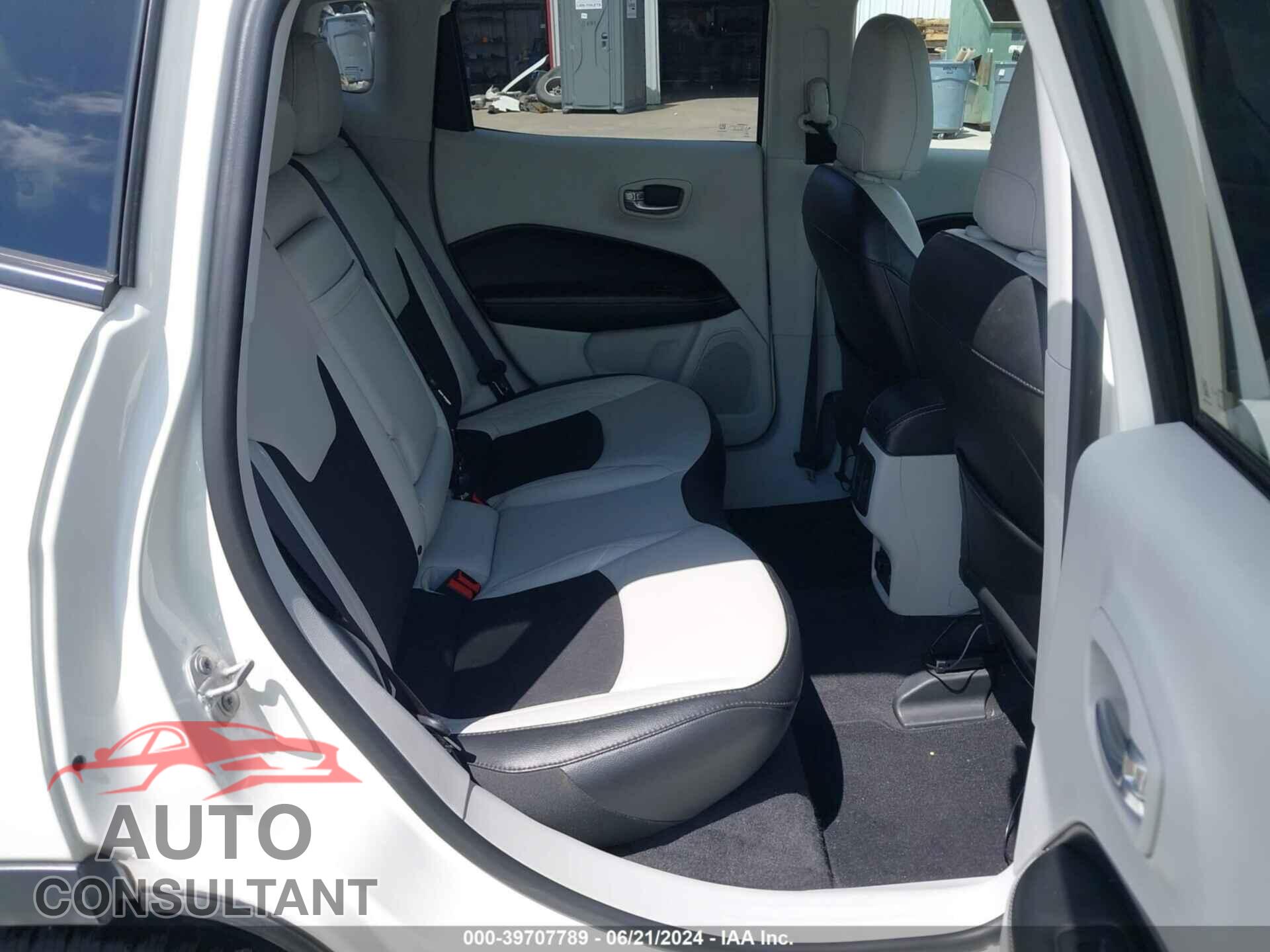 JEEP COMPASS 2019 - 3C4NJCBB2KT726080
