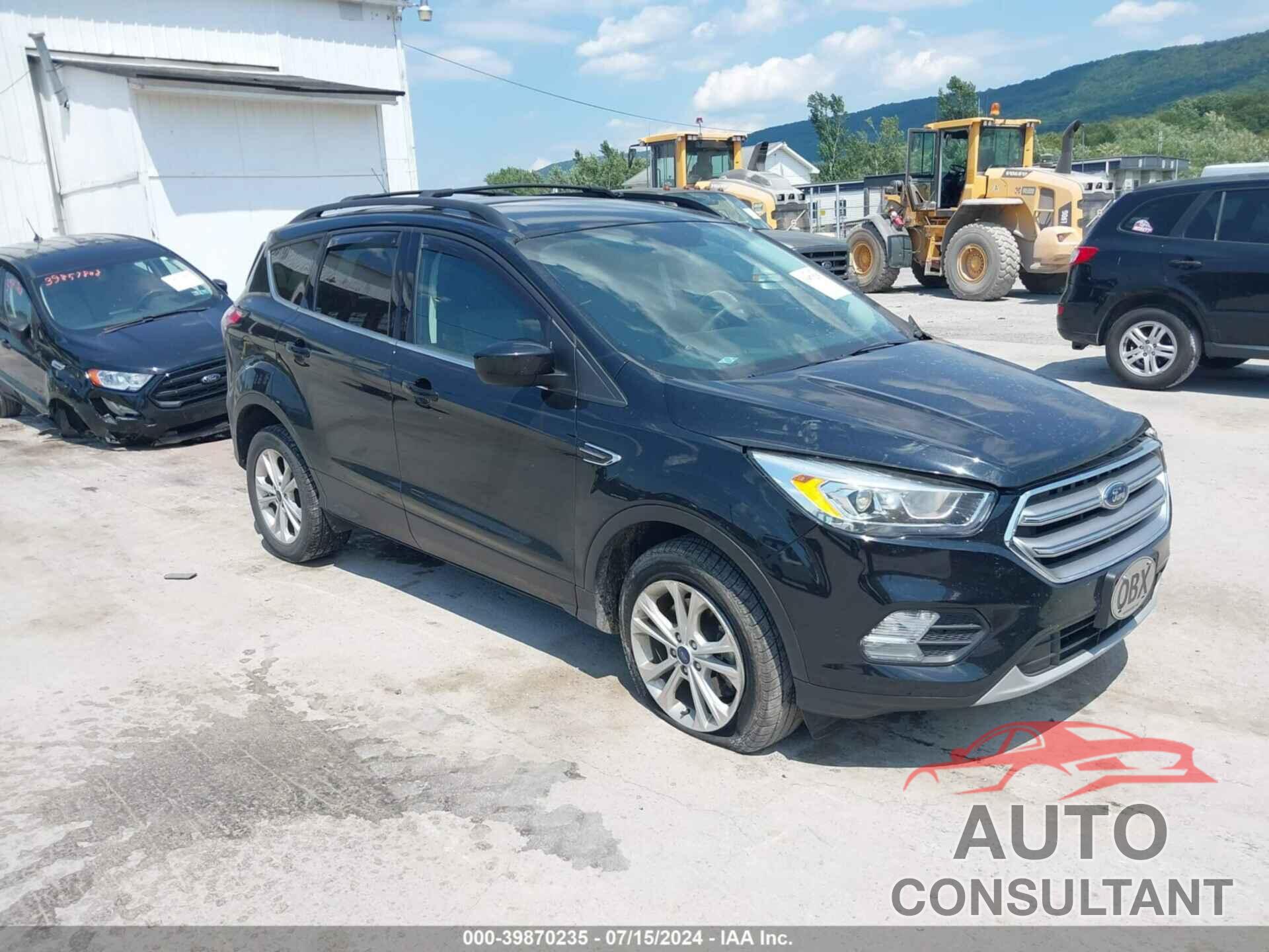 FORD ESCAPE 2017 - 1FMCU9G93HUD57411