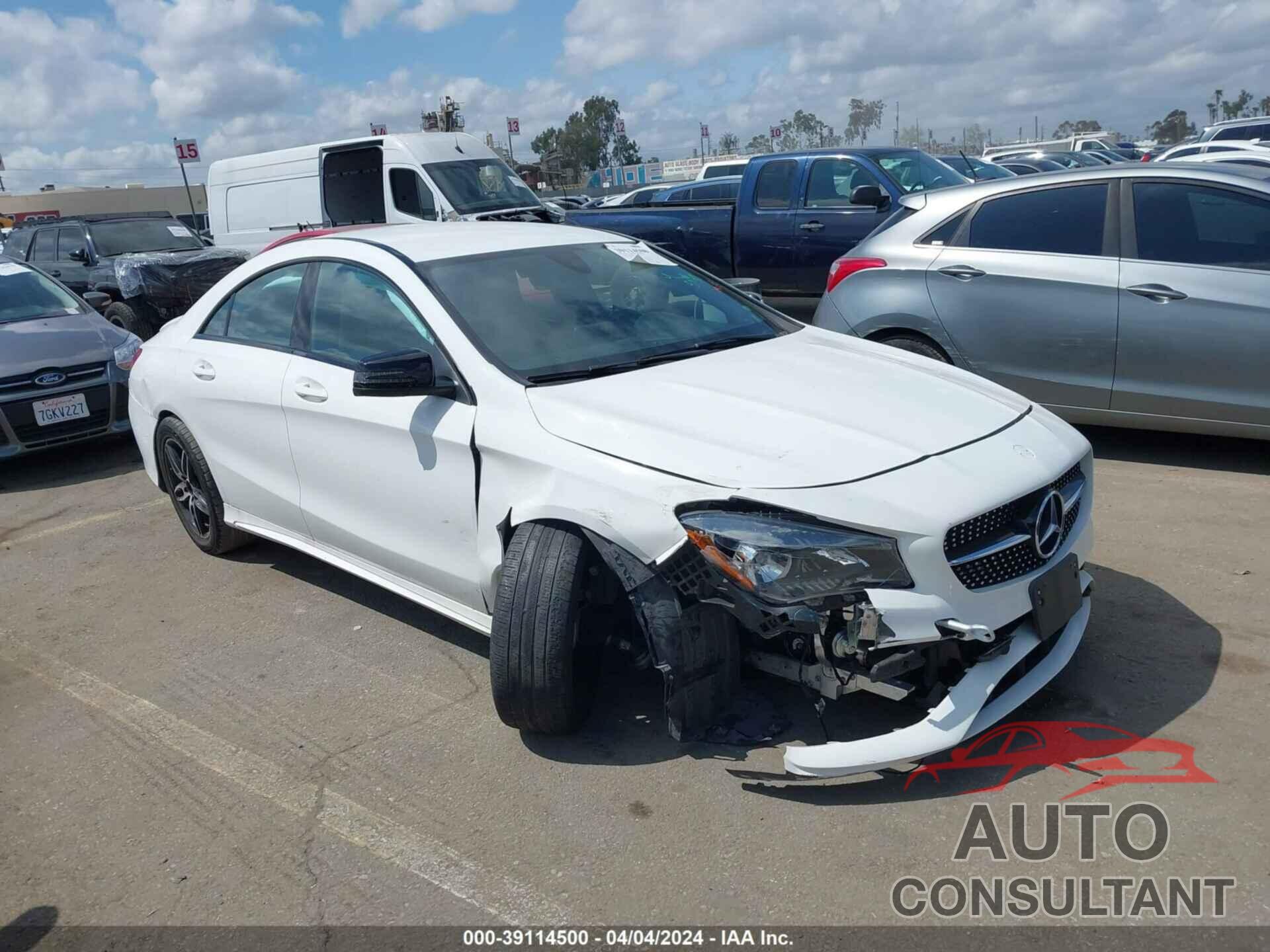 MERCEDES-BENZ CLA 250 2019 - WDDSJ4EB8KN726997