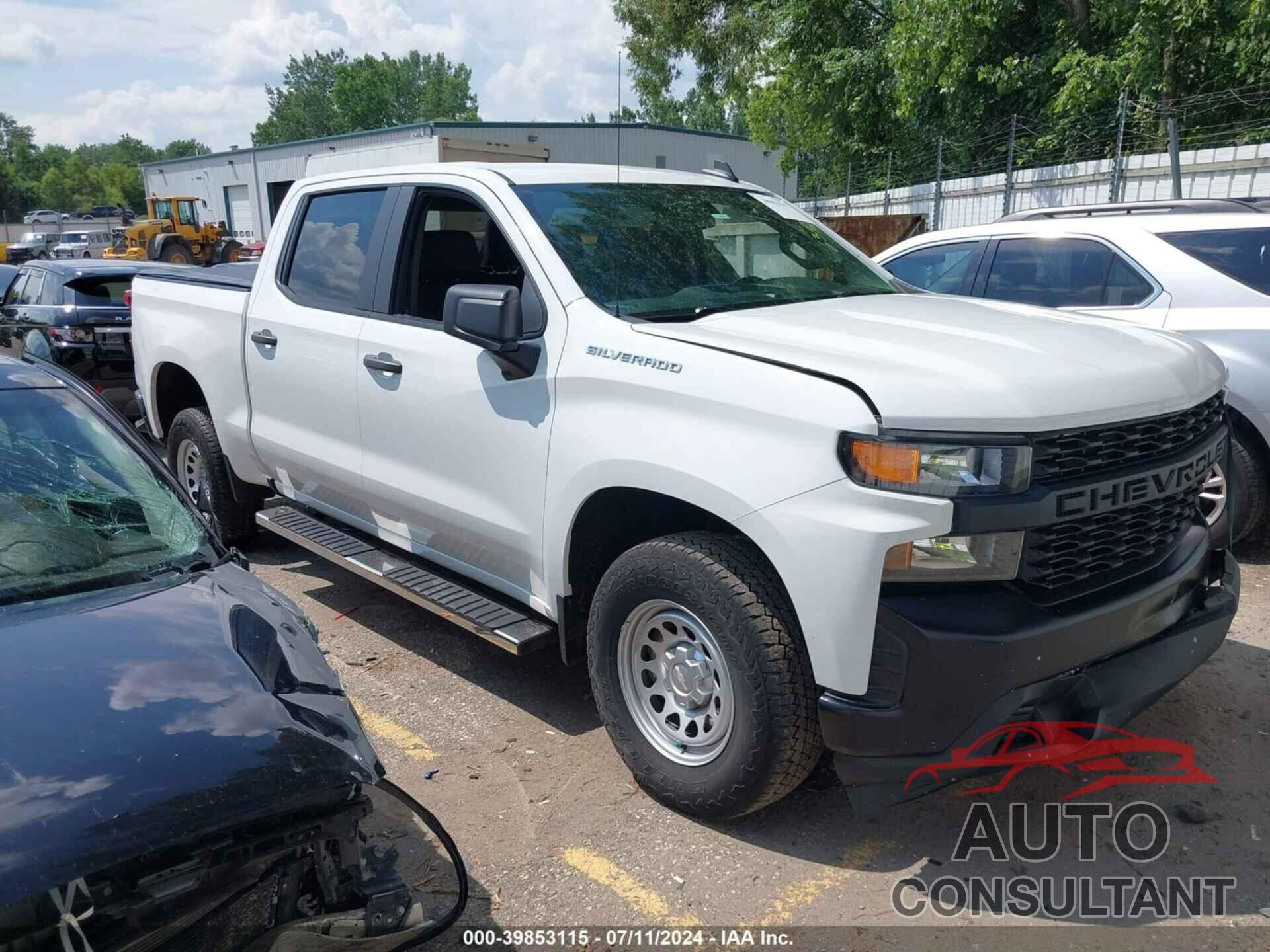 CHEVROLET SILVERADO 1500 2021 - 1GCPWAEF0MZ163927