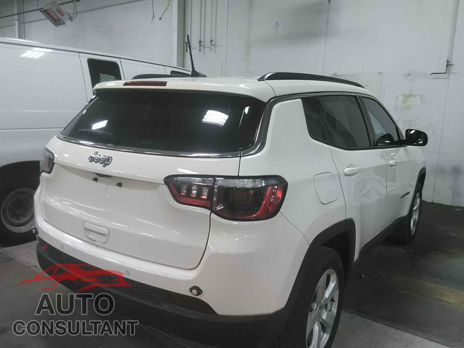 JEEP COMPASS 2019 - 3C4NJDBB3KT669300