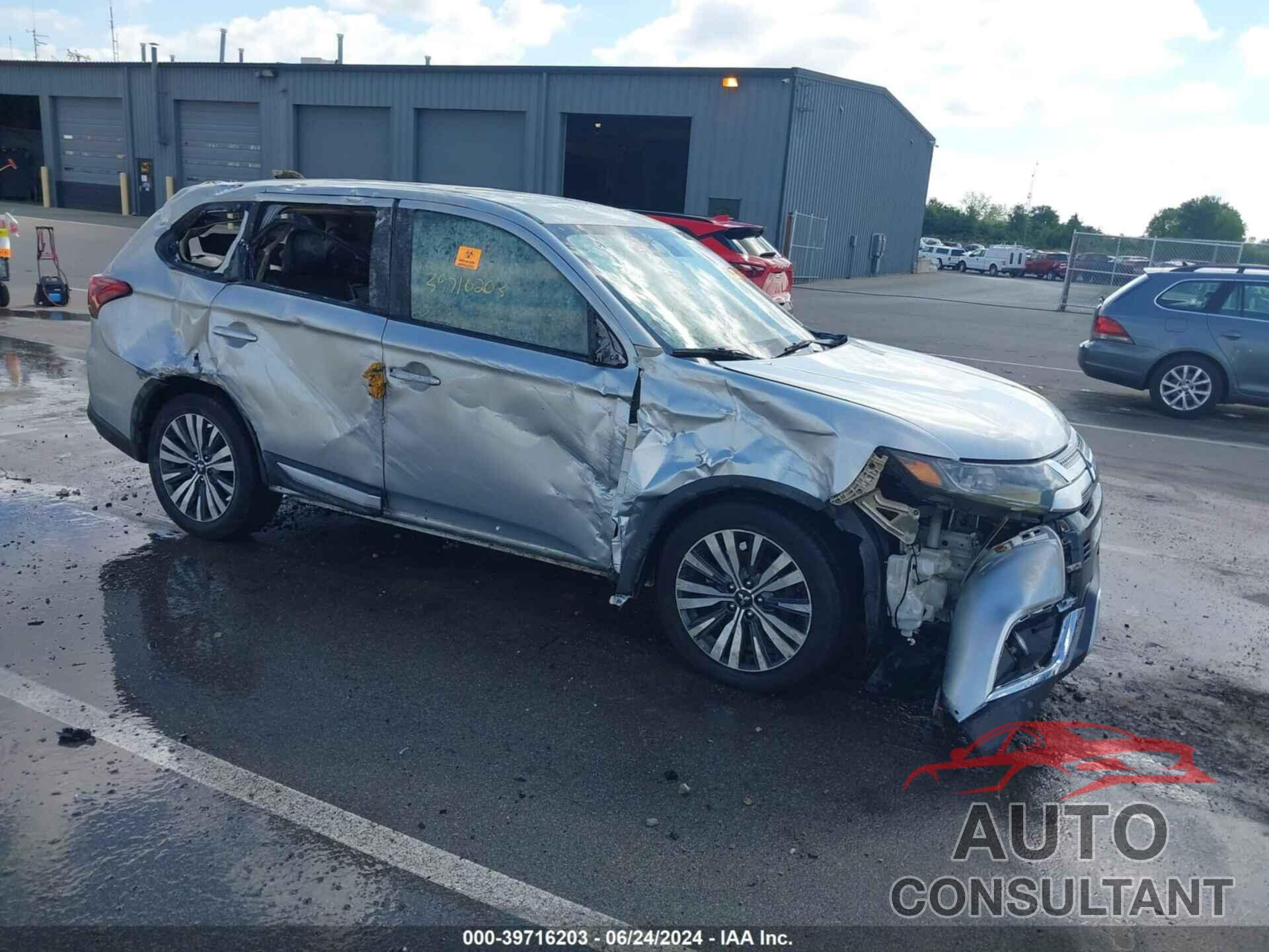 MITSUBISHI OUTLANDER 2020 - JA4AZ3A36LZ015276