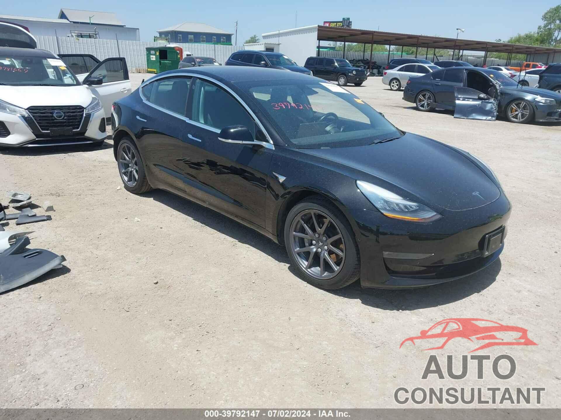 TESLA MODEL 3 2018 - 5YJ3E1EAXJF152148