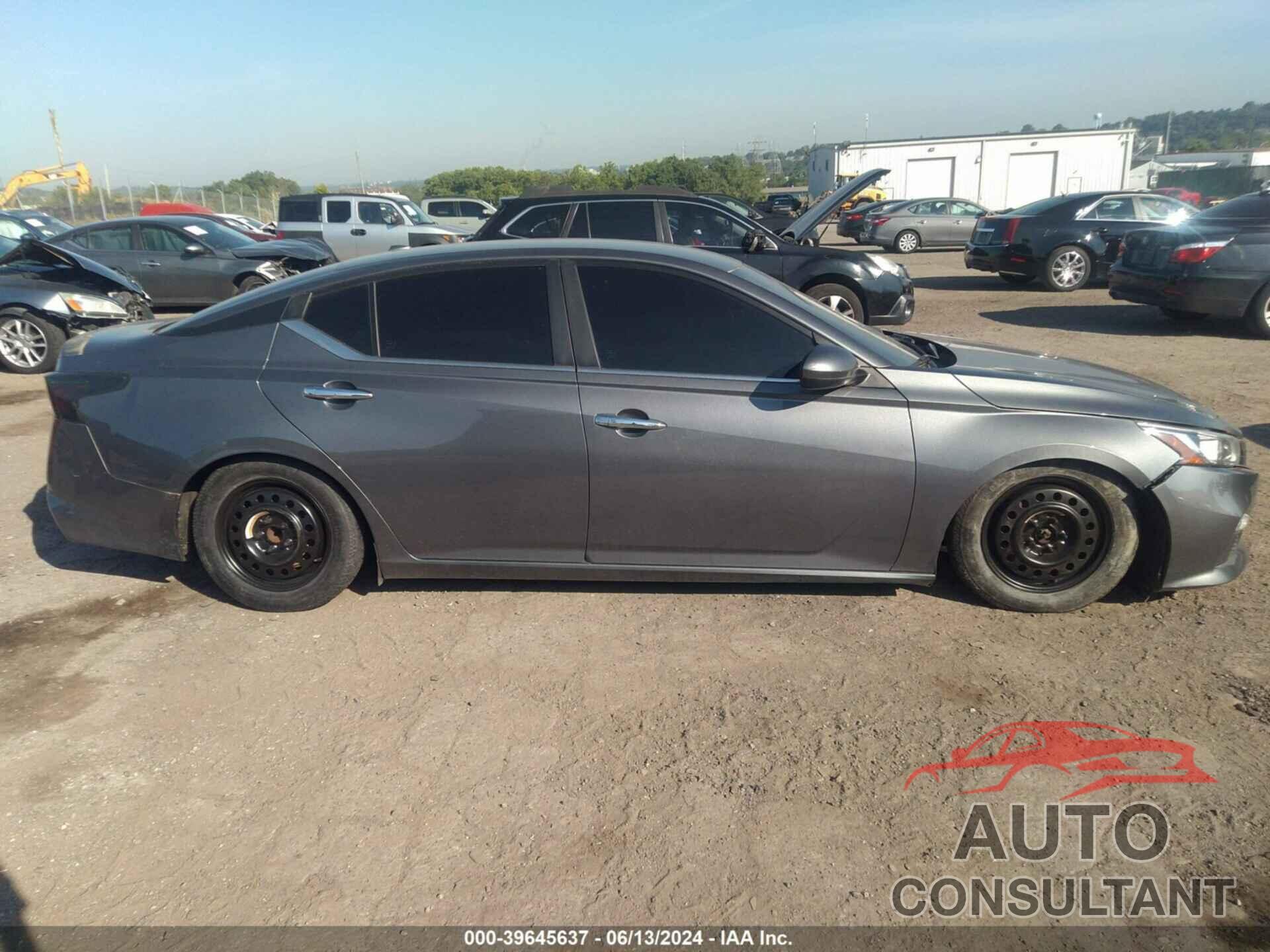 NISSAN ALTIMA 2019 - 1N4BL4BV3KC248735