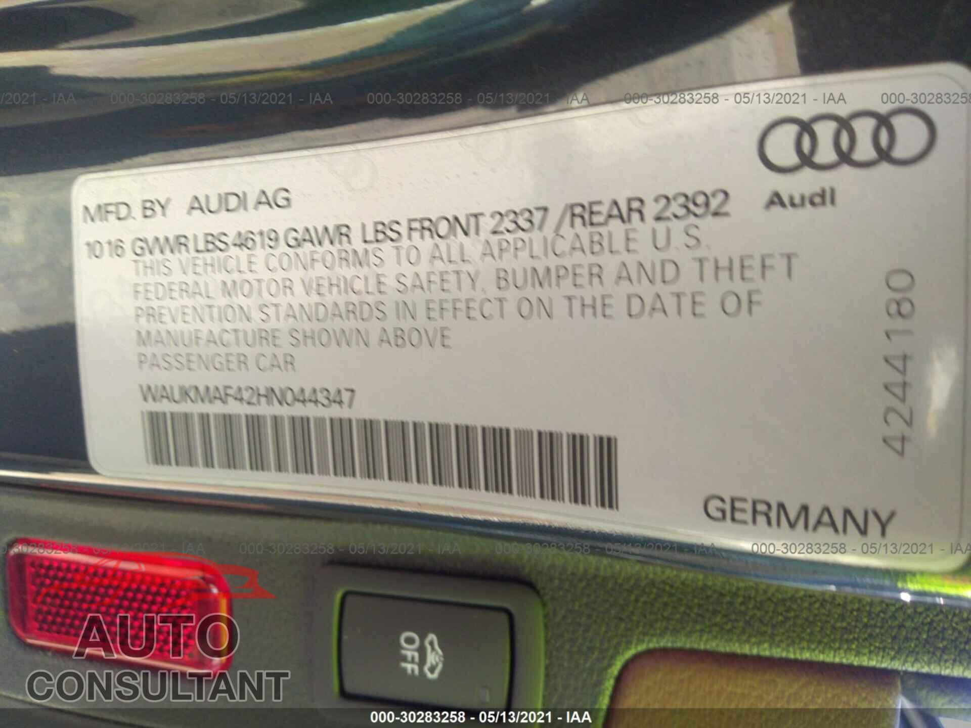 AUDI A4 2017 - WAUKMAF42HN044347
