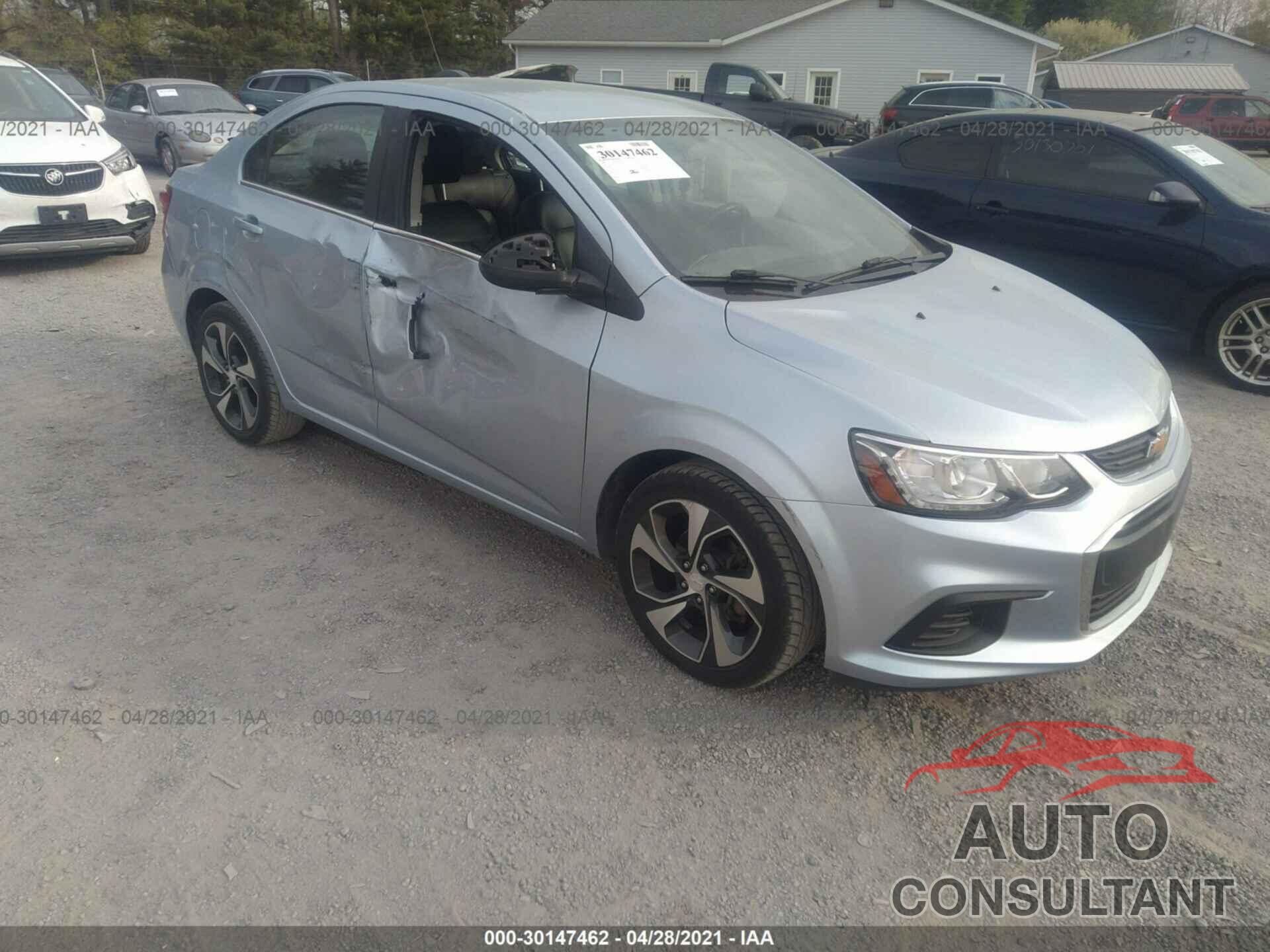 CHEVROLET SONIC 2017 - 1G1JF5SB1H4124466