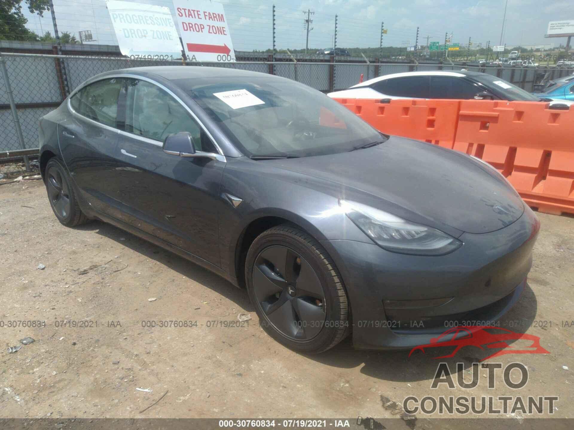 TESLA MODEL 3 2019 - 5YJ3E1EB1KF195058