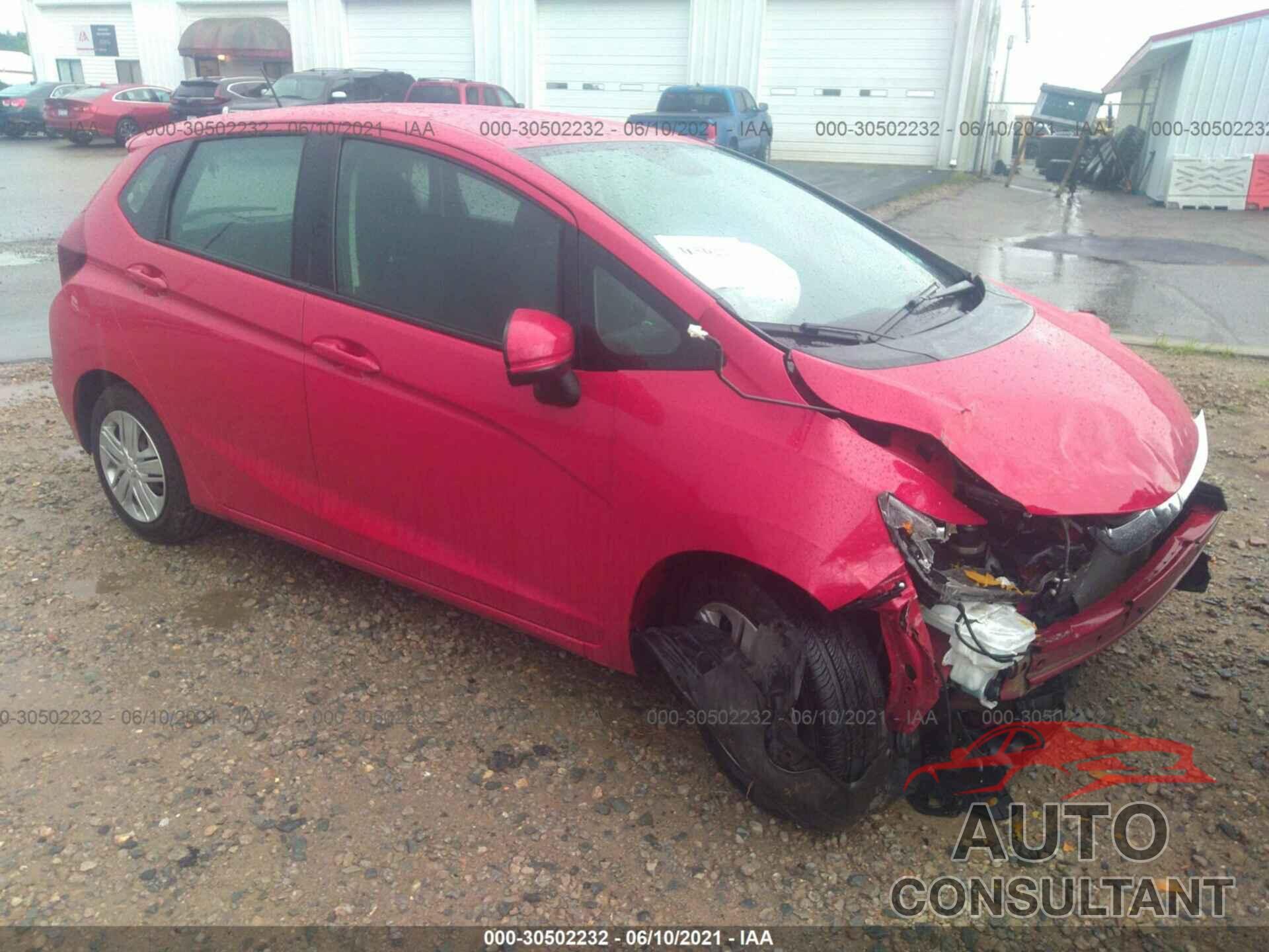 HONDA FIT 2018 - 3HGGK5H48JM719669