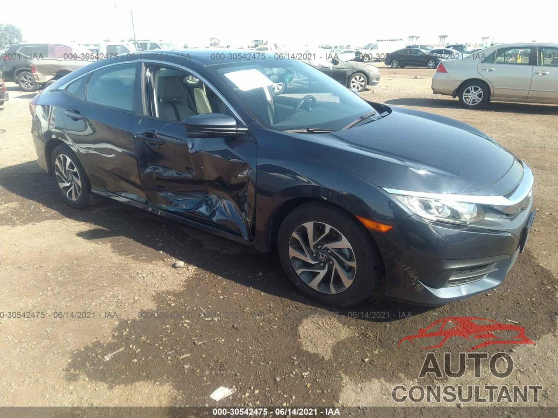 HONDA CIVIC SEDAN 2018 - 2HGFC2F73JH610541