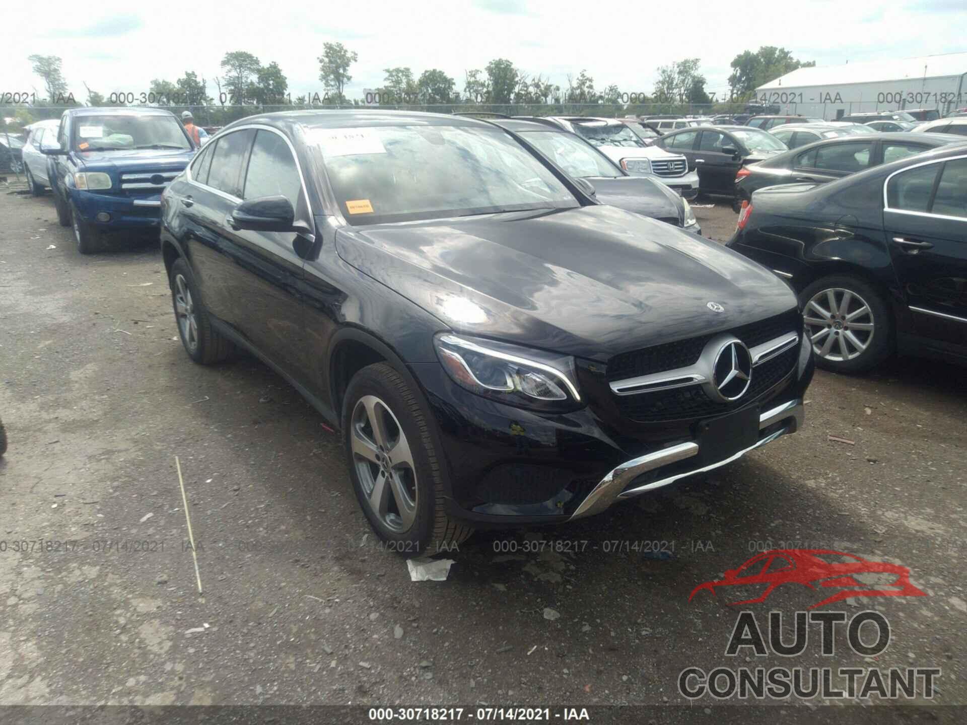 MERCEDES-BENZ GLC 2019 - WDC0J4KB2KF660117