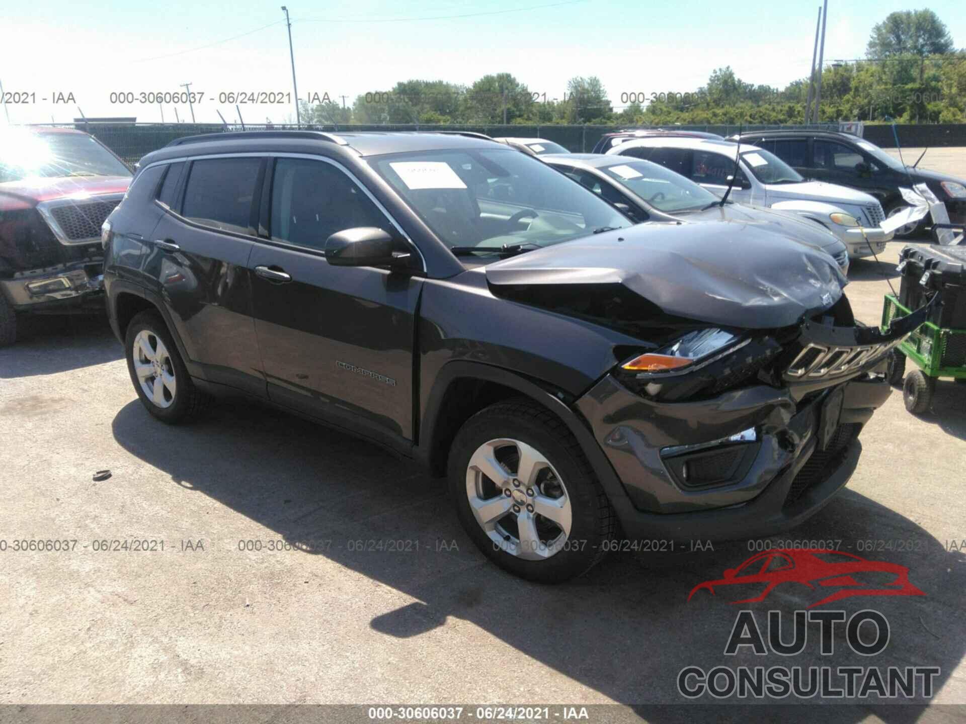 JEEP COMPASS 2017 - 3C4NJDBB9HT656544