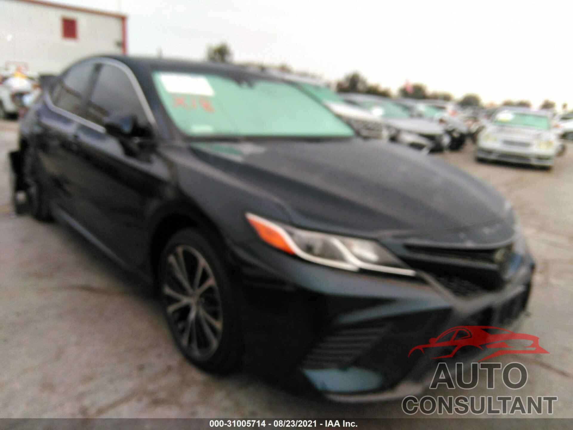 TOYOTA CAMRY 2018 - JTNB11HK4J3048792