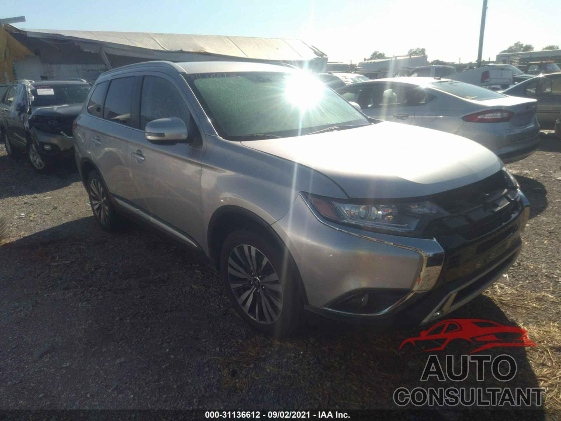 MITSUBISHI OUTLANDER 2019 - JA4AD3A3XKZ014287